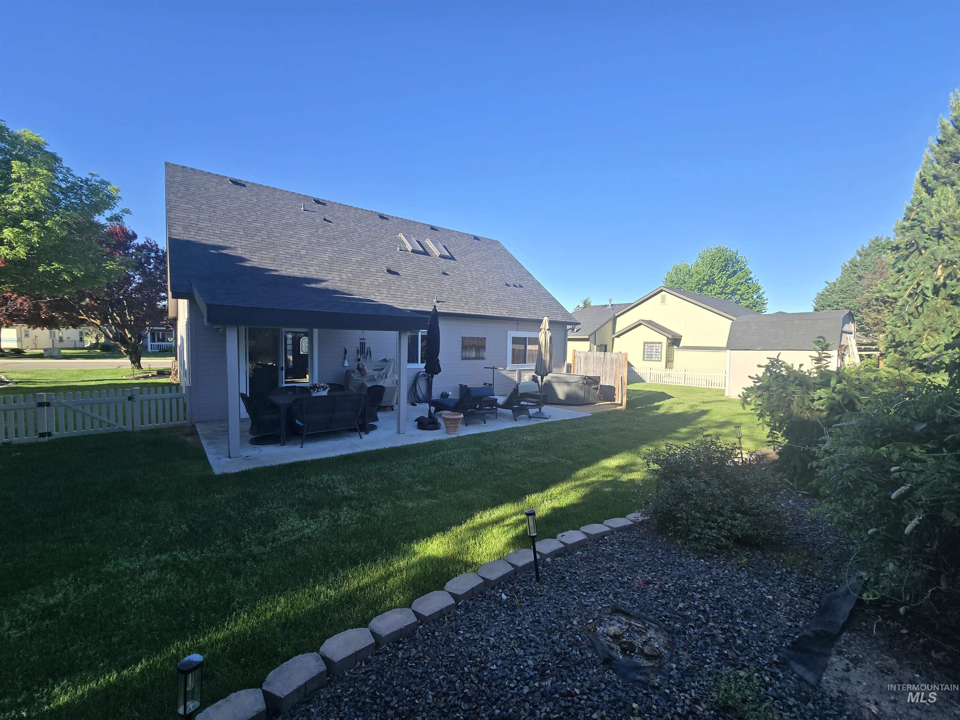 3732 W Moon Lake St., Meridian, Idaho 83646, 3 Bedrooms, 2.5 Bathrooms, Residential For Sale, Price $599,000, 98986158