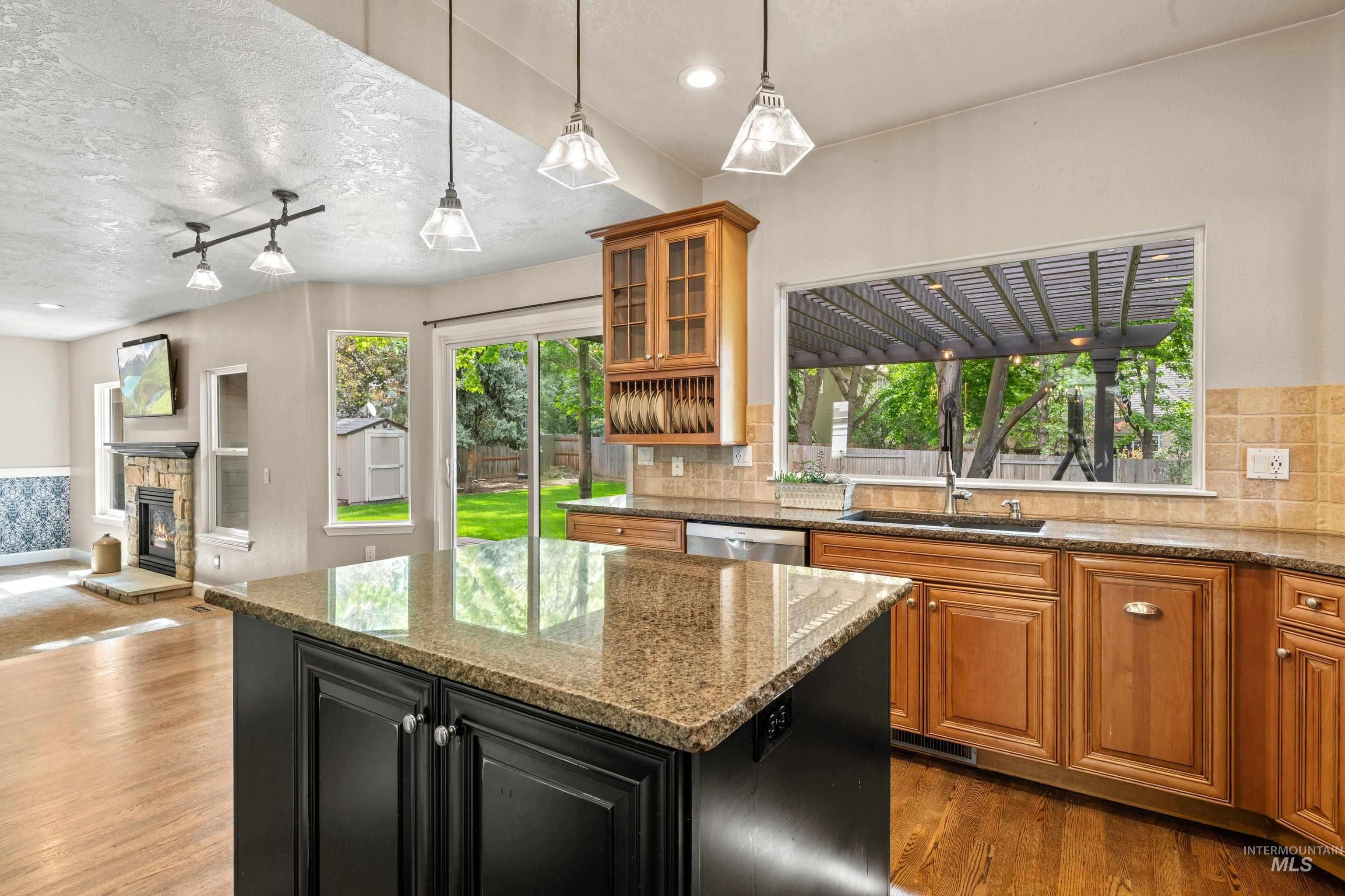2455 E Heathfield Ct., Eagle, Idaho 83616, 4 Bedrooms, 2.5 Bathrooms, Residential For Sale, Price $674,990, 98986160
