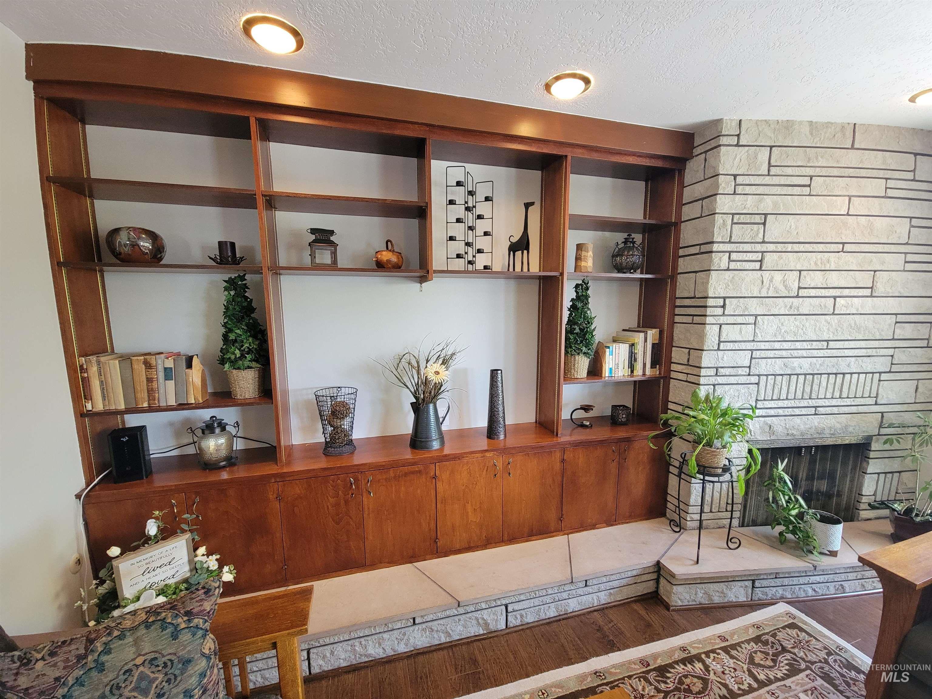 3100 N Ridgeway, Boise, Idaho 83702, 3 Bedrooms, 2 Bathrooms, Residential For Sale, Price $900,000, 98986162
