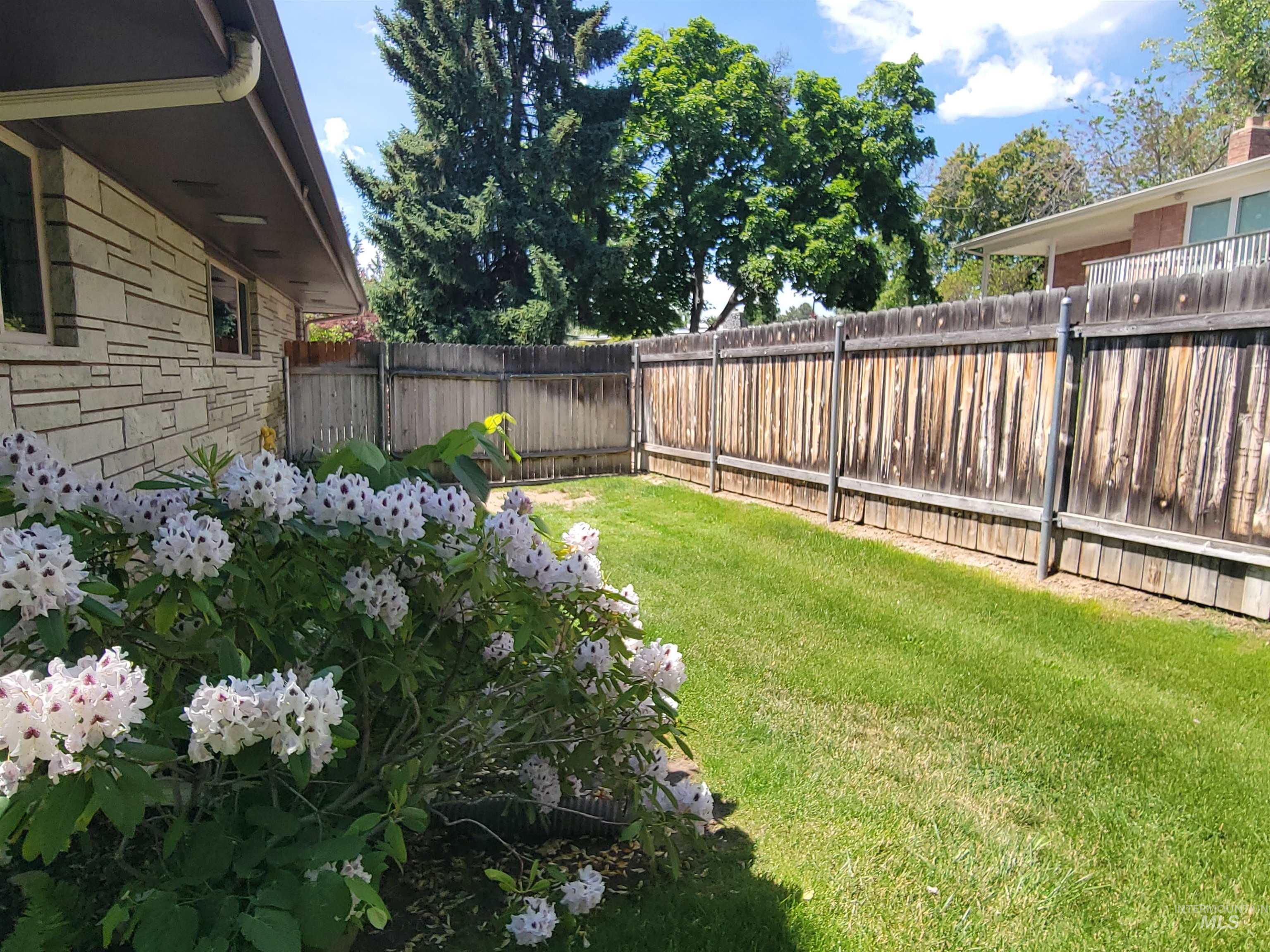 3100 N Ridgeway, Boise, Idaho 83702, 3 Bedrooms, 2 Bathrooms, Residential For Sale, Price $900,000, 98986162