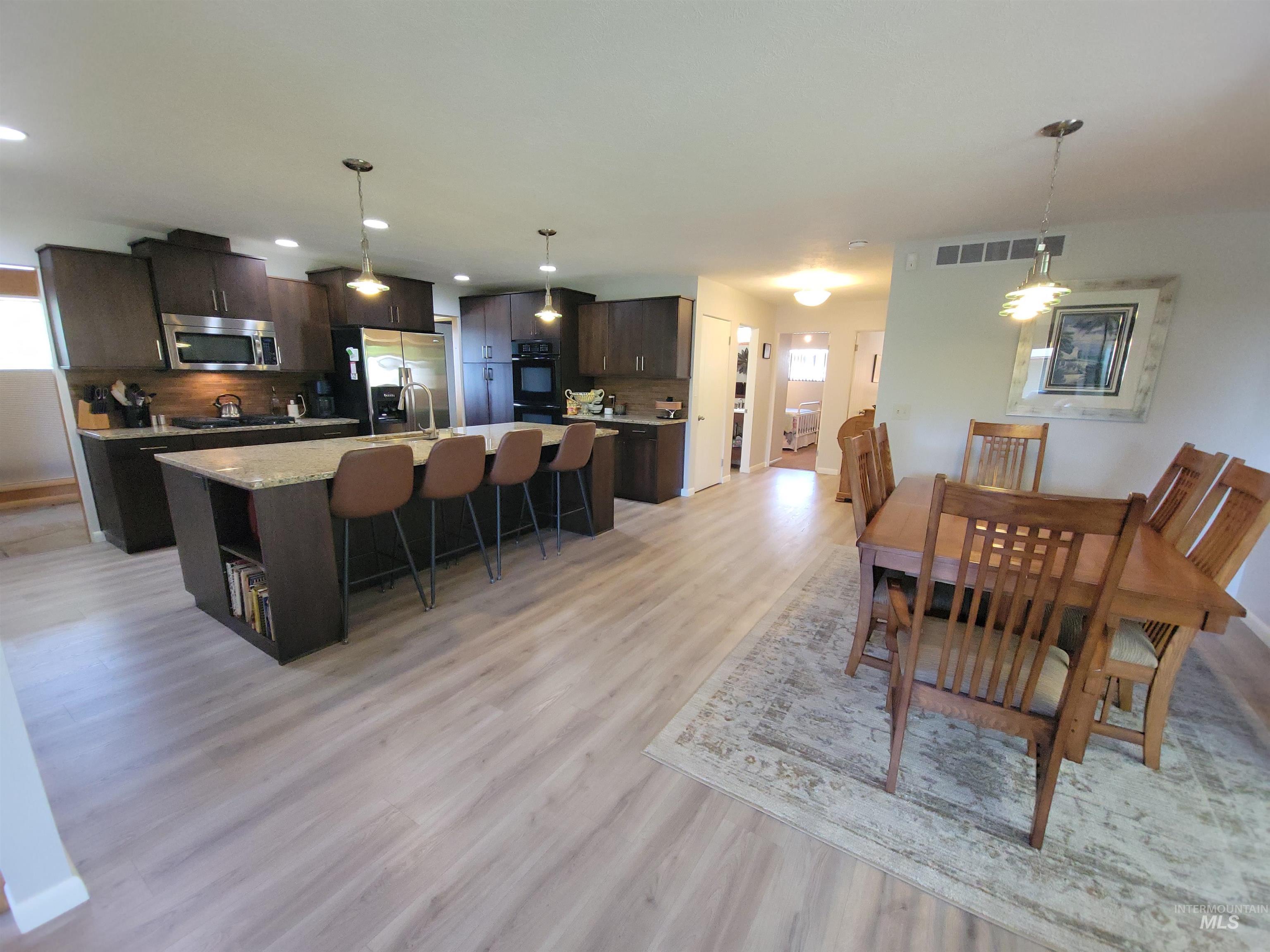 3100 N Ridgeway, Boise, Idaho 83702, 3 Bedrooms, 2 Bathrooms, Residential For Sale, Price $900,000, 98986162