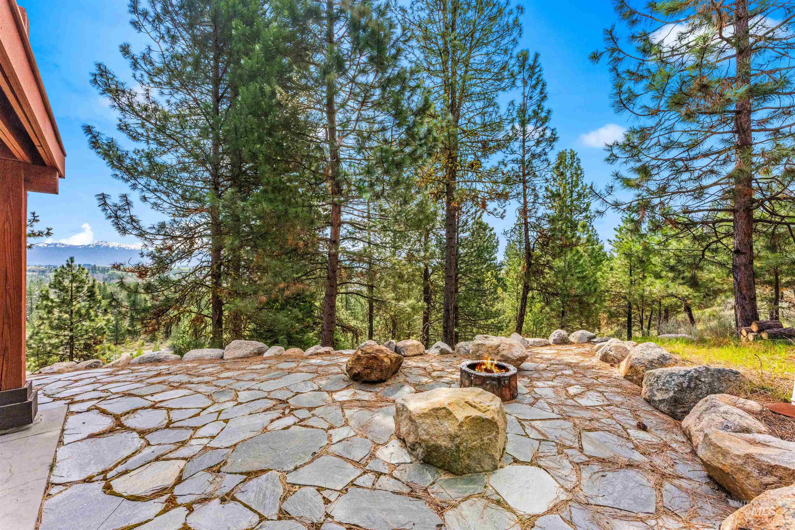 450 Blackhawk Lake Dr, McCall, Idaho 83638, 6 Bedrooms, 5.5 Bathrooms, Residential For Sale, Price $2,497,000, 98986163