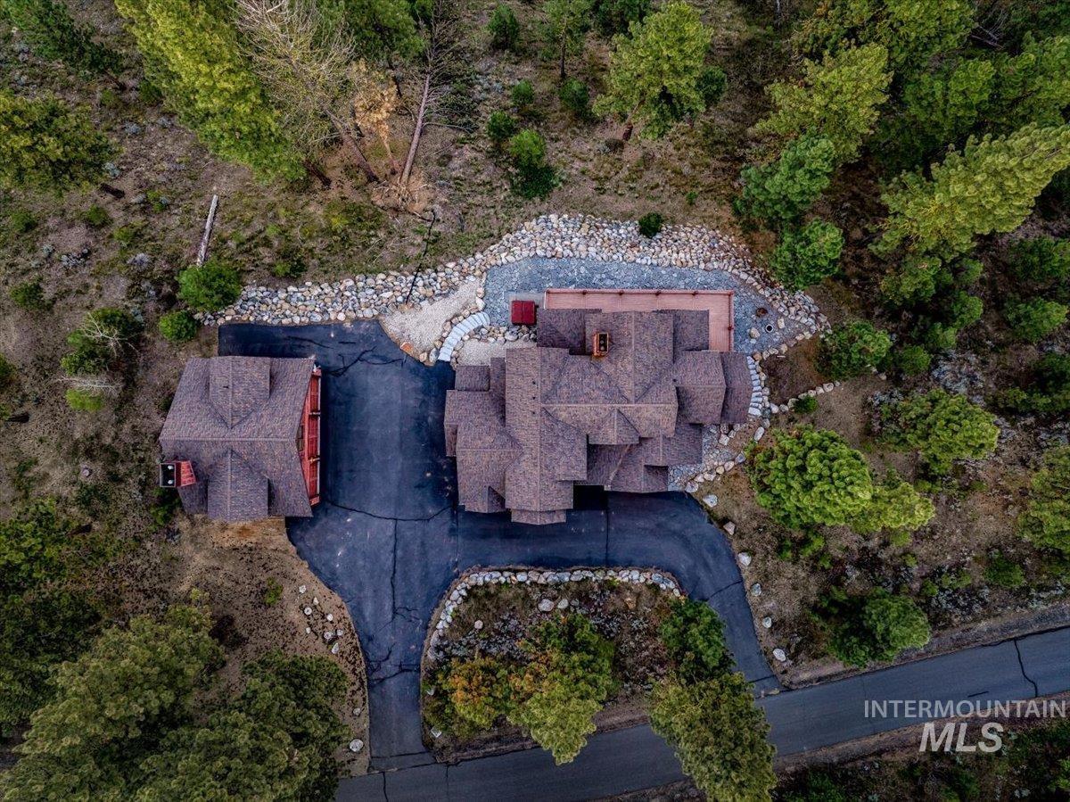 450 Blackhawk Lake Dr, McCall, Idaho 83638, 6 Bedrooms, 5.5 Bathrooms, Residential For Sale, Price $2,497,000, 98986163