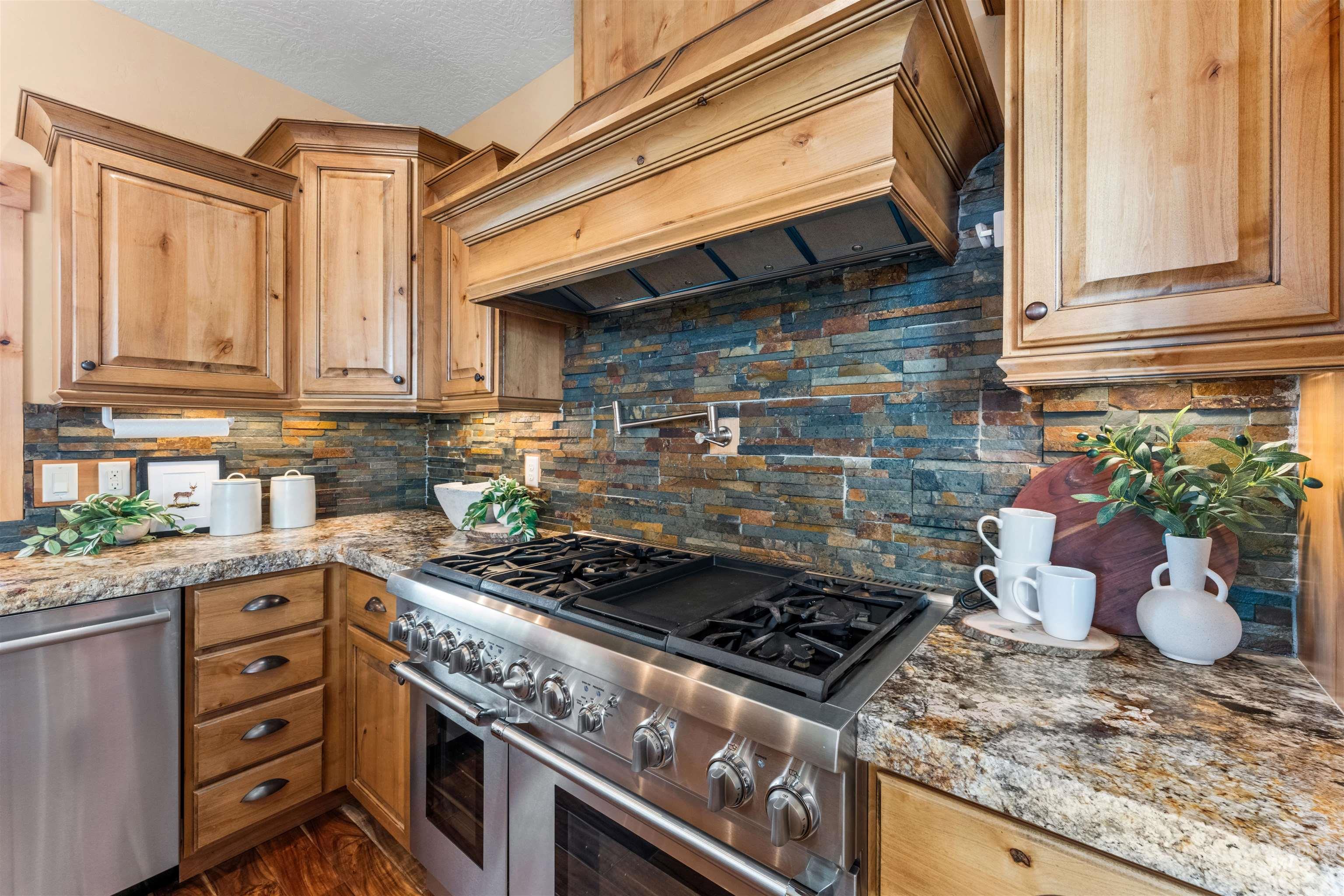 450 Blackhawk Lake Dr, McCall, Idaho 83638, 6 Bedrooms, 5.5 Bathrooms, Residential For Sale, Price $2,497,000, 98986163