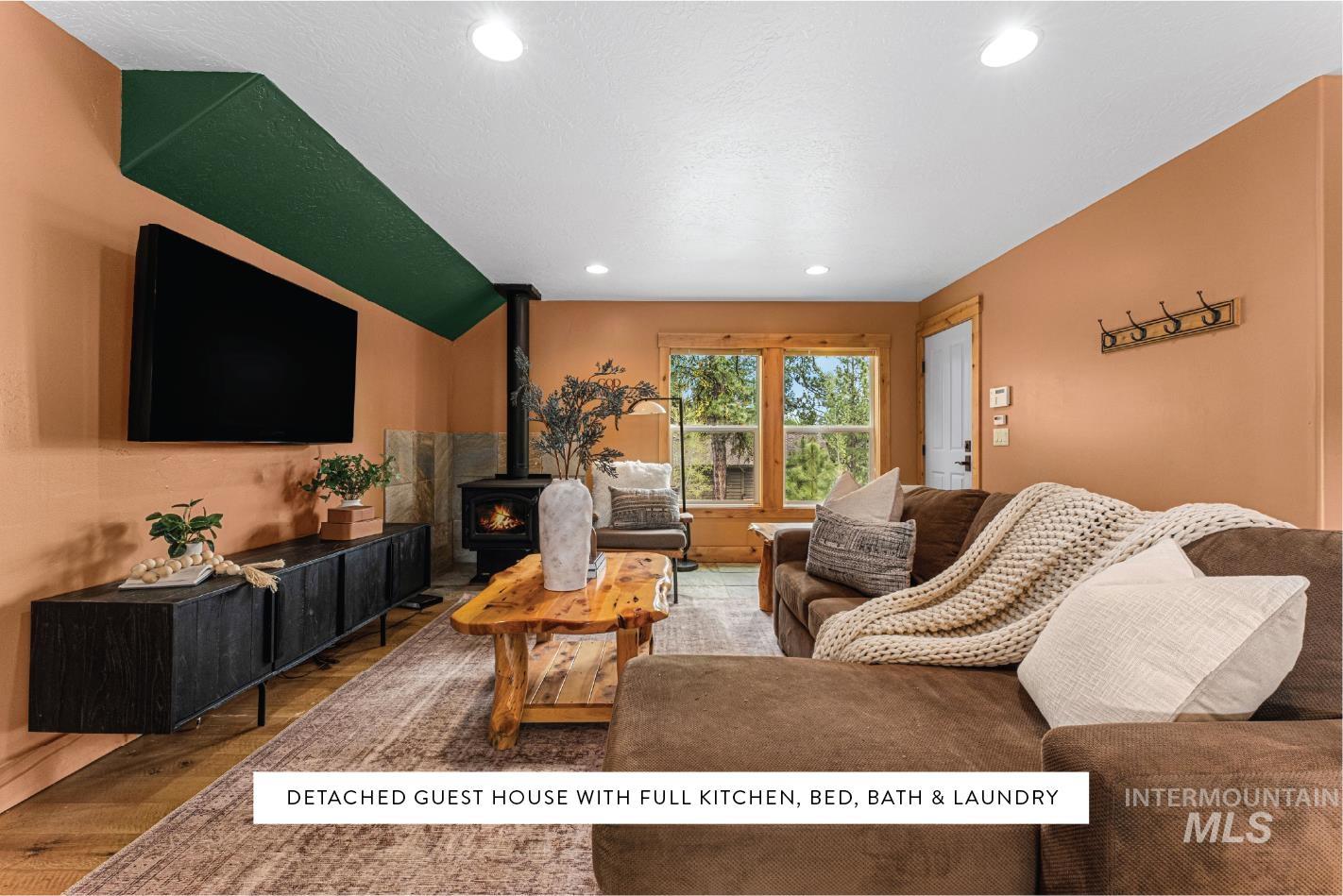 450 Blackhawk Lake Dr, McCall, Idaho 83638, 6 Bedrooms, 5.5 Bathrooms, Residential For Sale, Price $2,497,000, 98986163