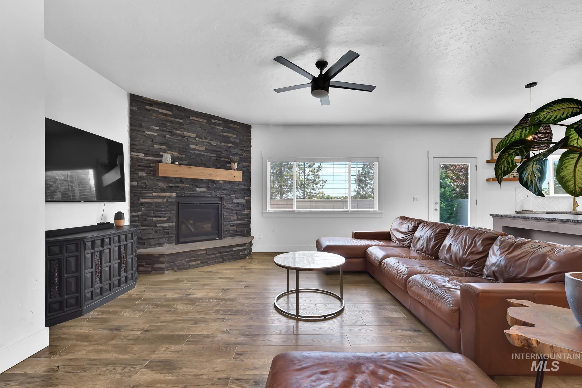 6127 E Path Dr, Nampa, Idaho 83687, 3 Bedrooms, 2 Bathrooms, Residential For Sale, Price $539,999,MLS 98986165