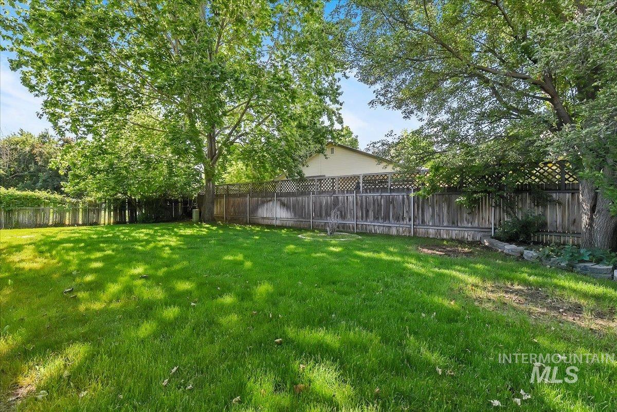 9215 W Preece St, Boise, Idaho 83704, 3 Bedrooms, 2 Bathrooms, Residential For Sale, Price $399,900, 98986166