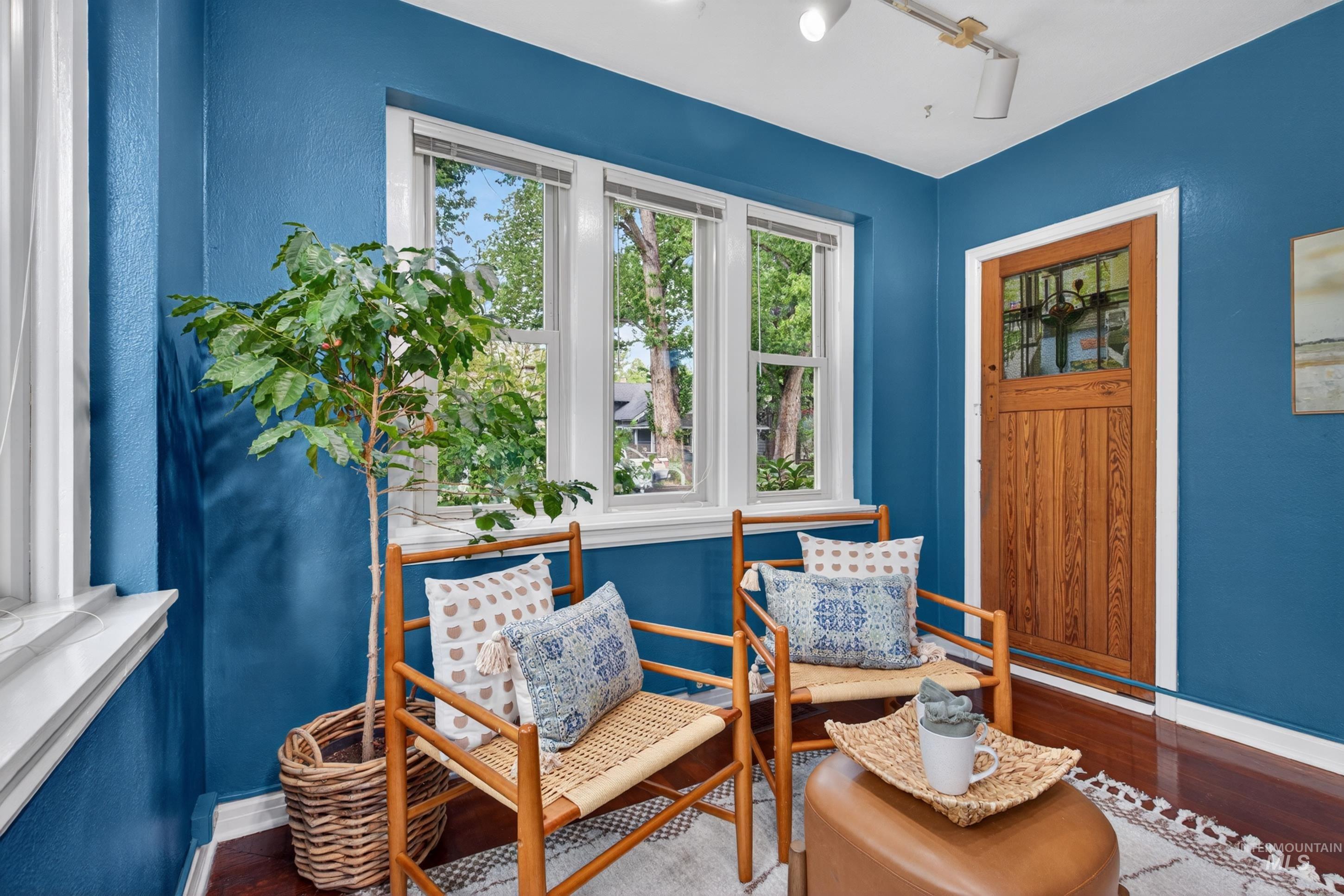 1110 N 6th Street, Boise, Idaho 83702, 4 Bedrooms, 3 Bathrooms, Residential For Sale, Price $1,100,000, 98986167
