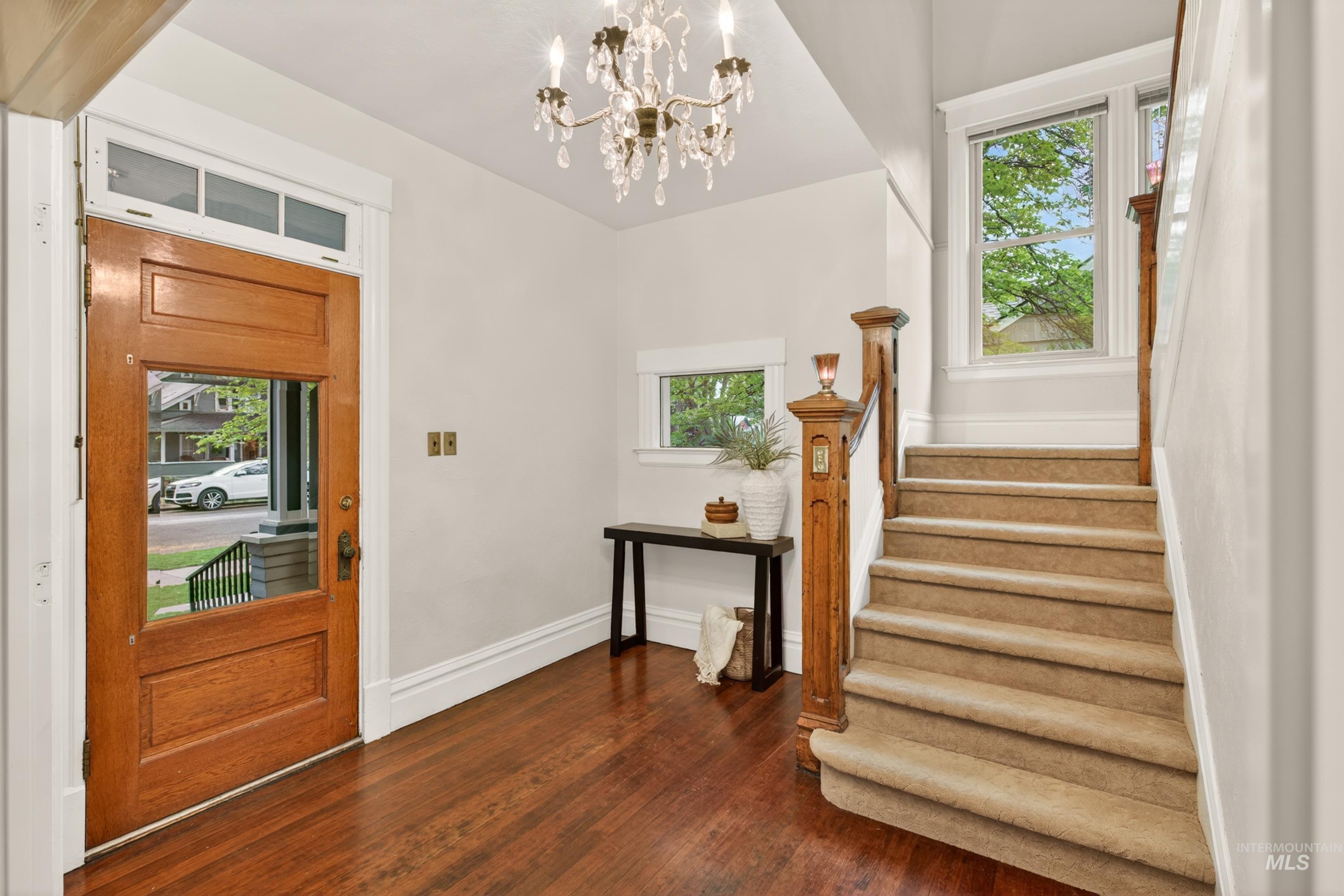 1110 N 6th Street, Boise, Idaho 83702, 4 Bedrooms, 3 Bathrooms, Residential For Sale, Price $1,100,000, 98986167