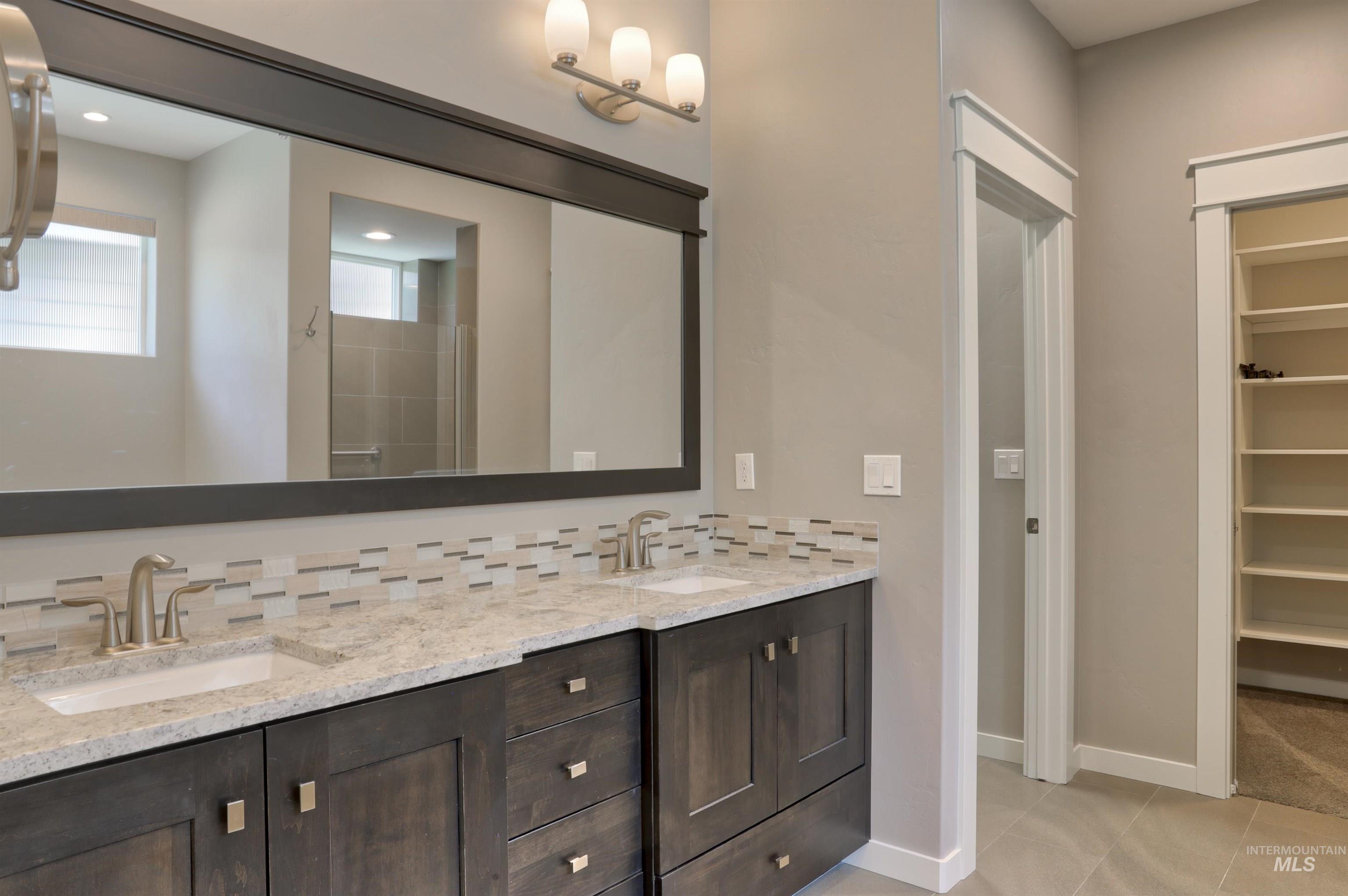 6218 N Winward Lane, Meridian, Idaho 83646, 2 Bedrooms, 2 Bathrooms, Residential For Sale, Price $540,000,MLS 98986168