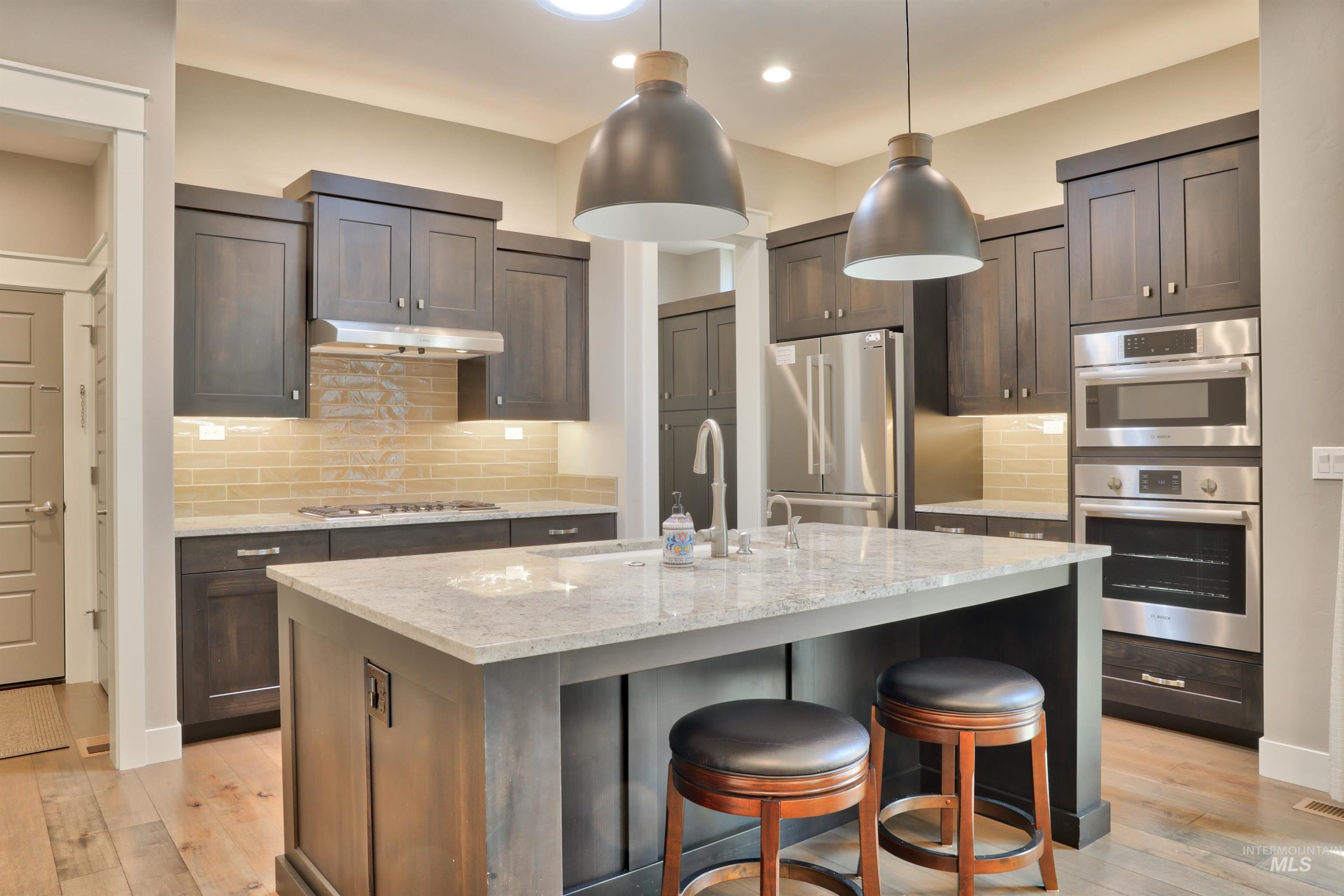 6218 N Winward Lane, Meridian, Idaho 83646, 2 Bedrooms, 2 Bathrooms, Residential For Sale, Price $540,000,MLS 98986168