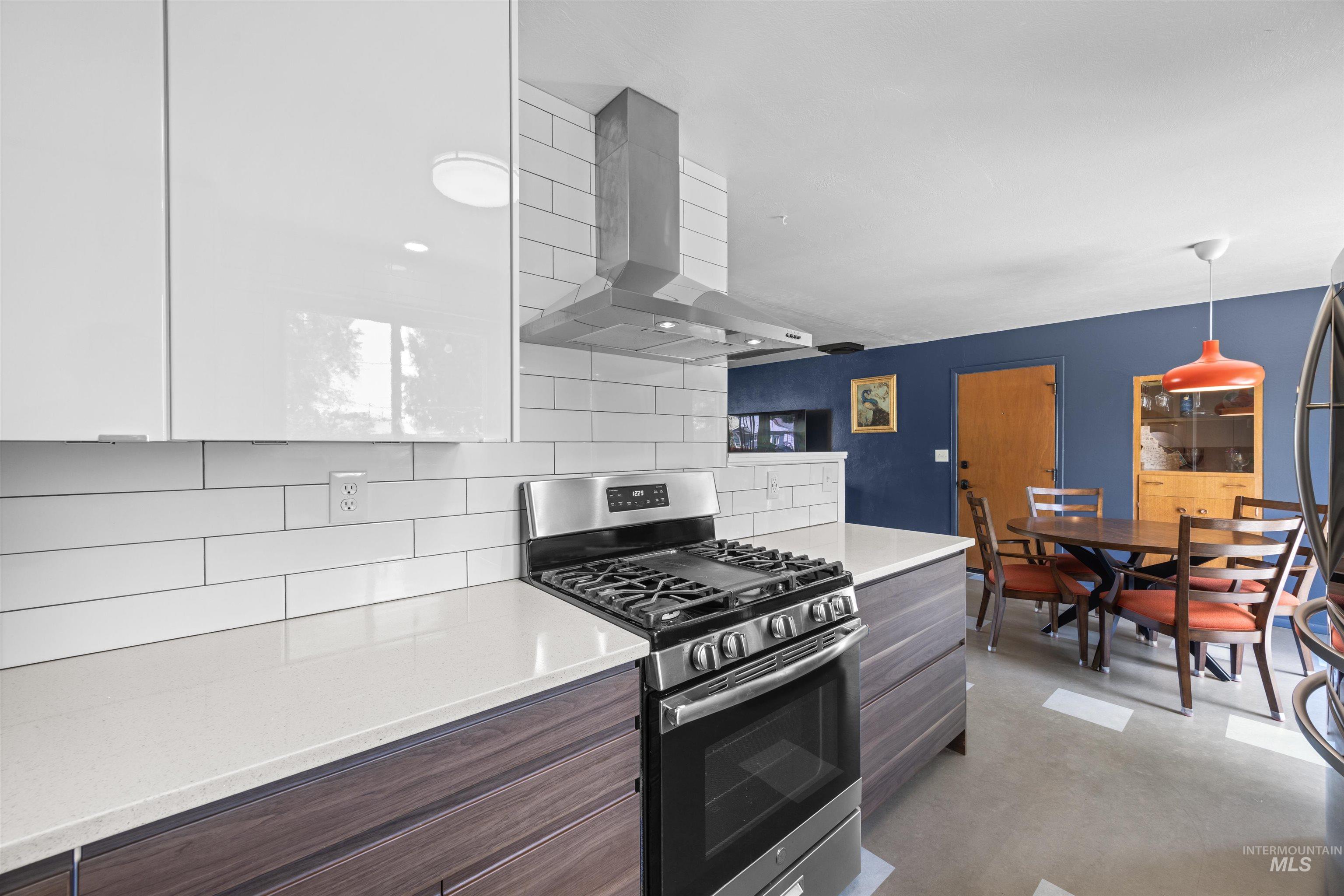 1929 W Bedford, Boise, Idaho 83705, 3 Bedrooms, 2 Bathrooms, Residential For Sale, Price $550,000,MLS 98986170
