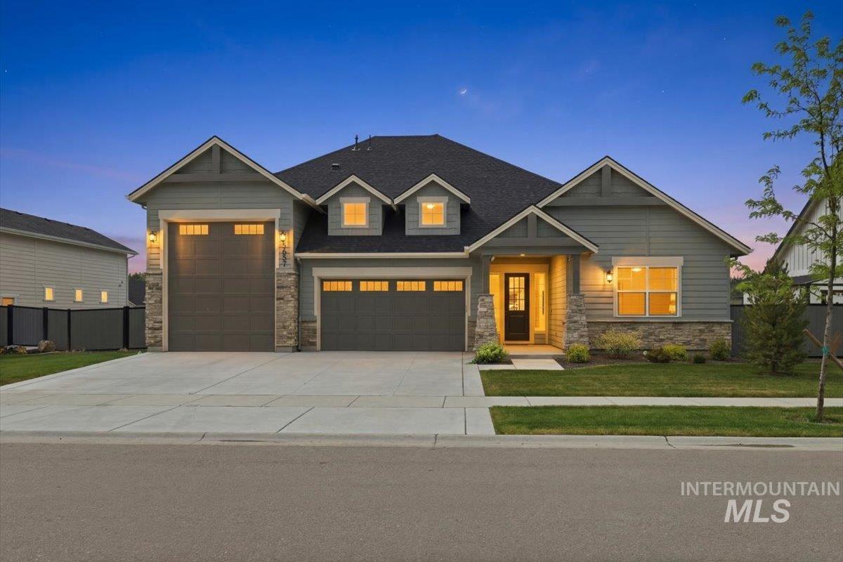 5657 W Polecat Dr., Eagle, Idaho 83616, 3 Bedrooms, 3.5 Bathrooms, Residential For Sale, Price $1,099,990,MLS 98986171
