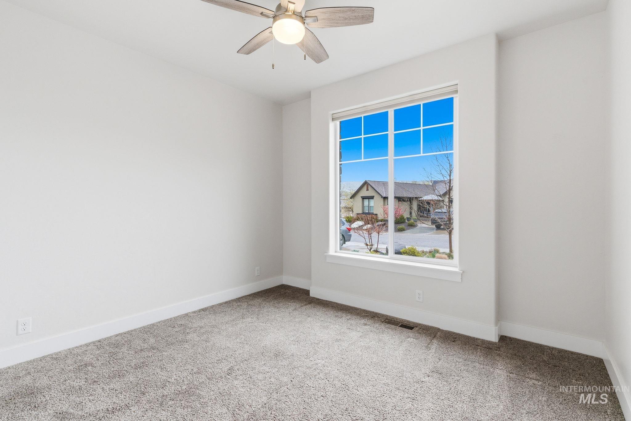 5529 W Kincreag, Boise, Idaho 83714, 5 Bedrooms, 4 Bathrooms, Residential For Sale, Price $959,900, 98986172
