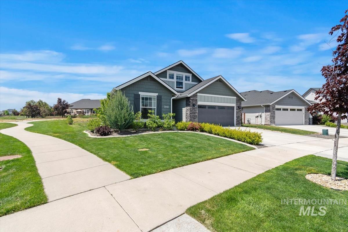 5948 W Hamm Ln, Eagle, Idaho 83616, 3 Bedrooms, 2 Bathrooms, Residential For Sale, Price $589,900, 98986173