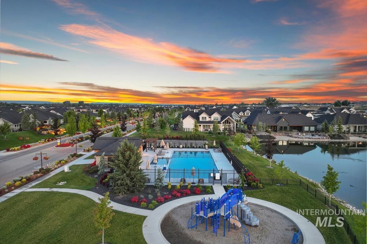 5948 W Hamm Ln, Eagle, Idaho 83616, 3 Bedrooms, 2 Bathrooms, Residential For Sale, Price $589,900, 98986173