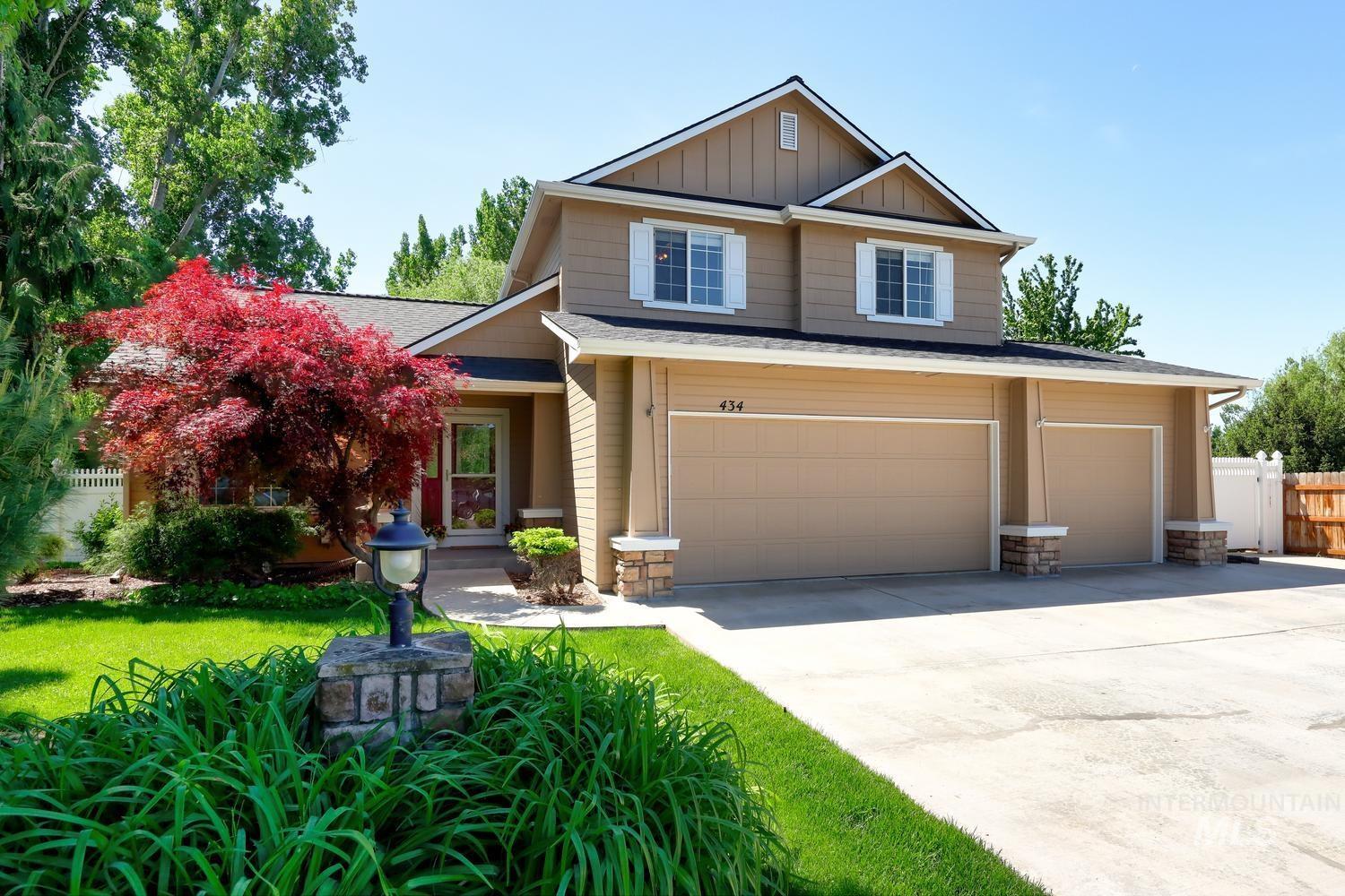 434 S Malachite Ave, Meridian, Idaho 83642, 4 Bedrooms, 2.5 Bathrooms, Residential For Sale, Price $540,000,MLS 98986177