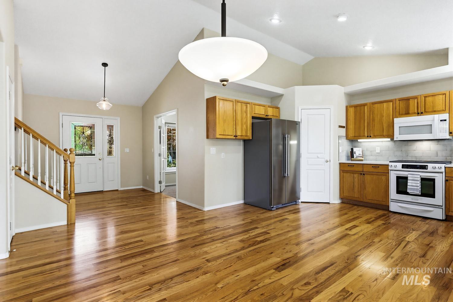 434 S Malachite Ave, Meridian, Idaho 83642, 4 Bedrooms, 2.5 Bathrooms, Residential For Sale, Price $540,000,MLS 98986177