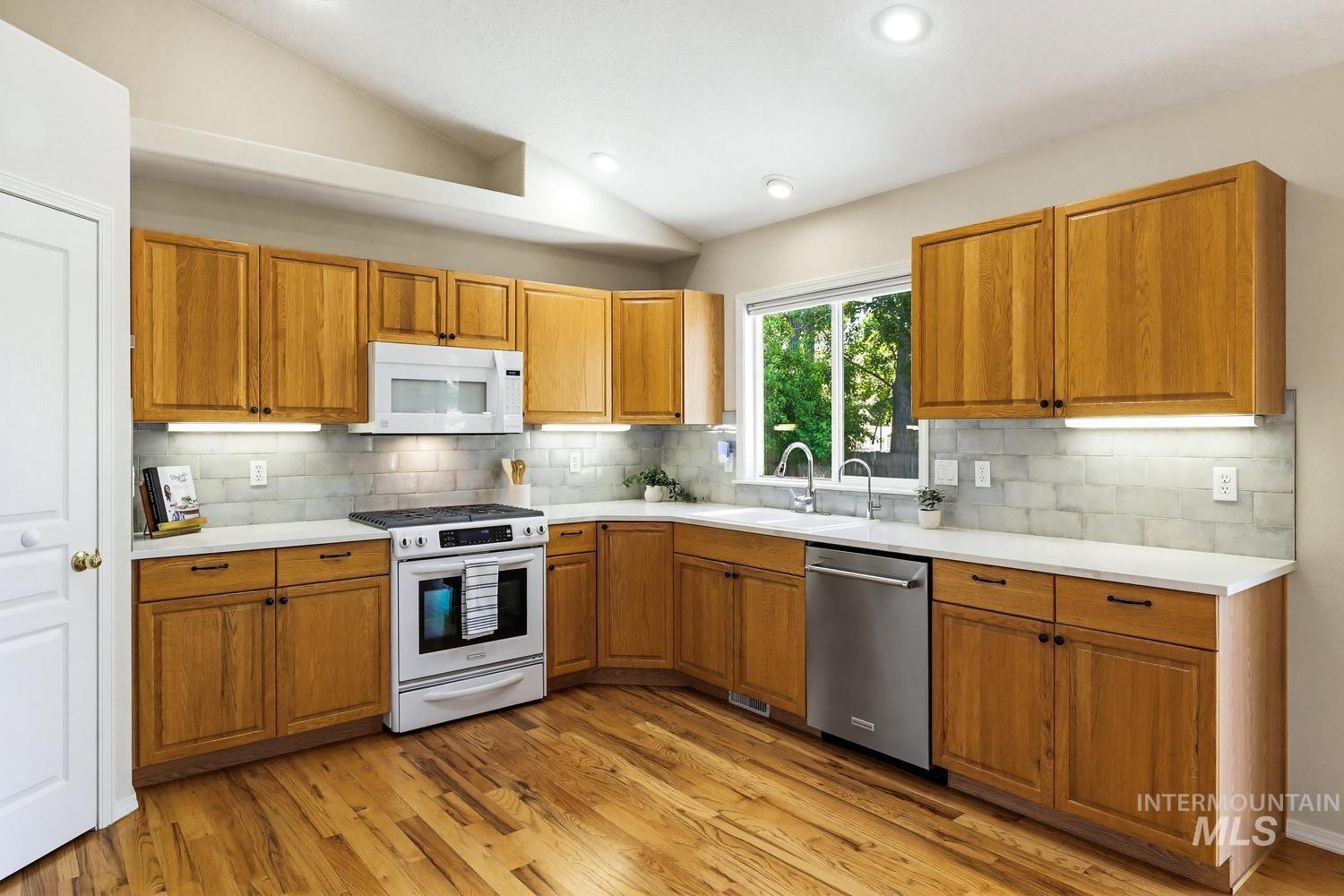 434 S Malachite Ave, Meridian, Idaho 83642, 4 Bedrooms, 2.5 Bathrooms, Residential For Sale, Price $540,000,MLS 98986177