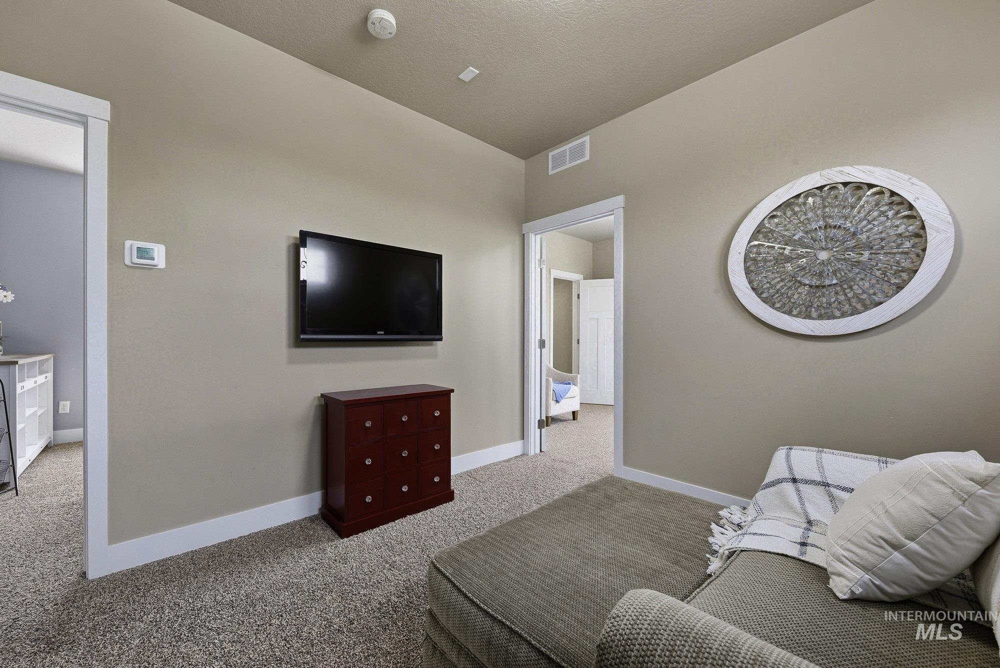 6650 S Red Shine Way, Boise, Idaho 83709, 3 Bedrooms, 2.5 Bathrooms, Residential For Sale, Price $549,000, 98986179