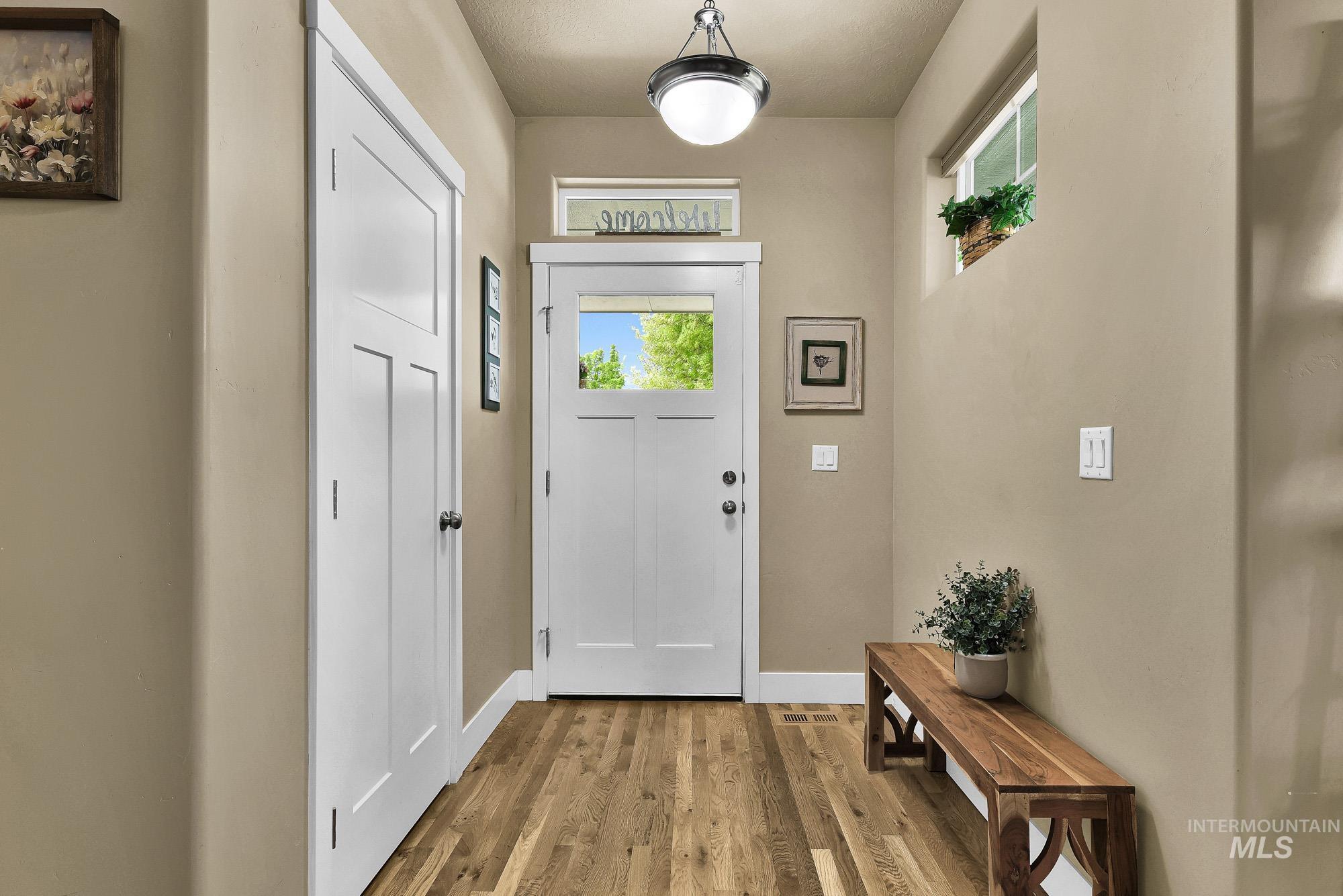 6650 S Red Shine Way, Boise, Idaho 83709, 3 Bedrooms, 2.5 Bathrooms, Residential For Sale, Price $549,000, 98986179