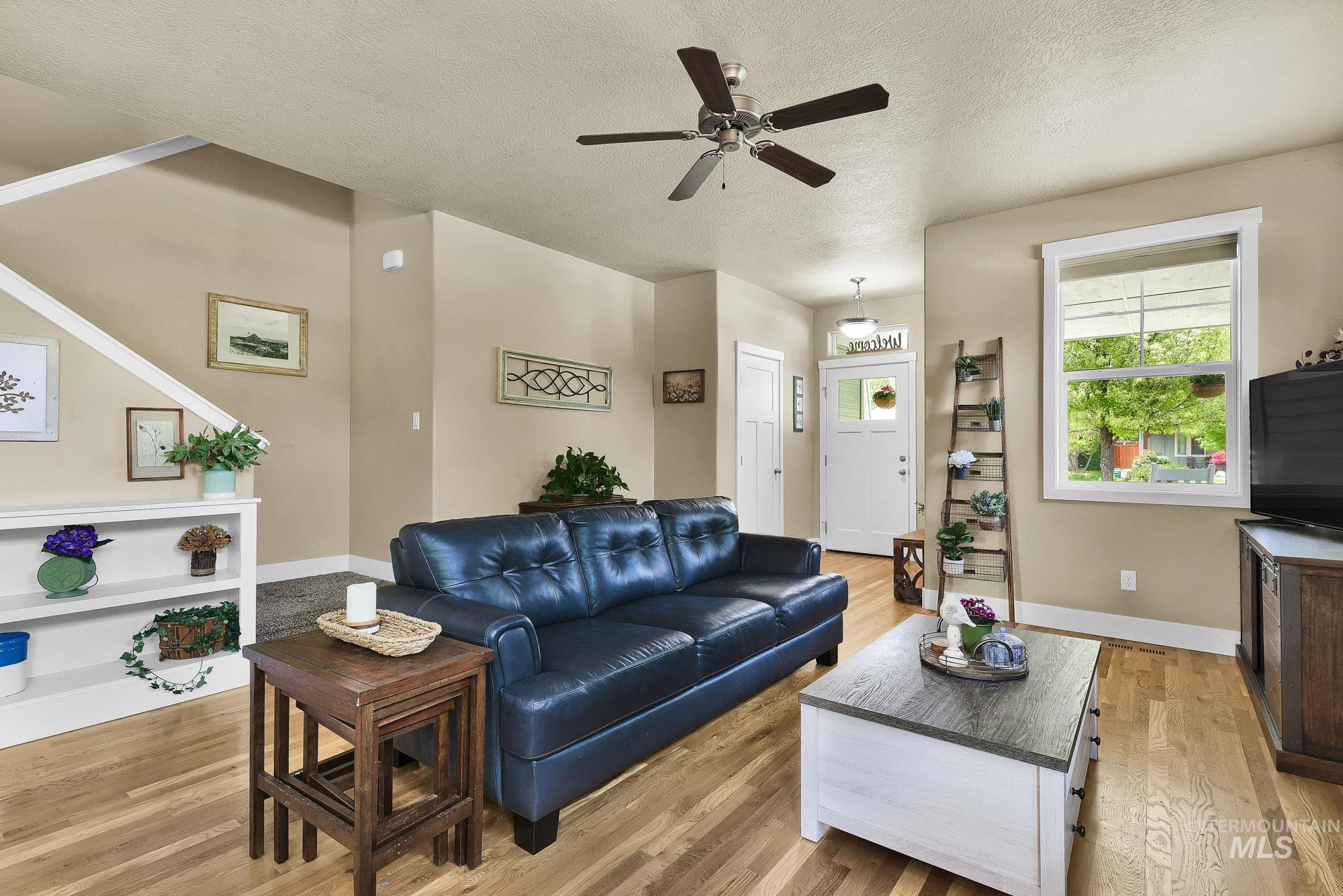 6650 S Red Shine Way, Boise, Idaho 83709, 3 Bedrooms, 2.5 Bathrooms, Residential For Sale, Price $549,000, 98986179