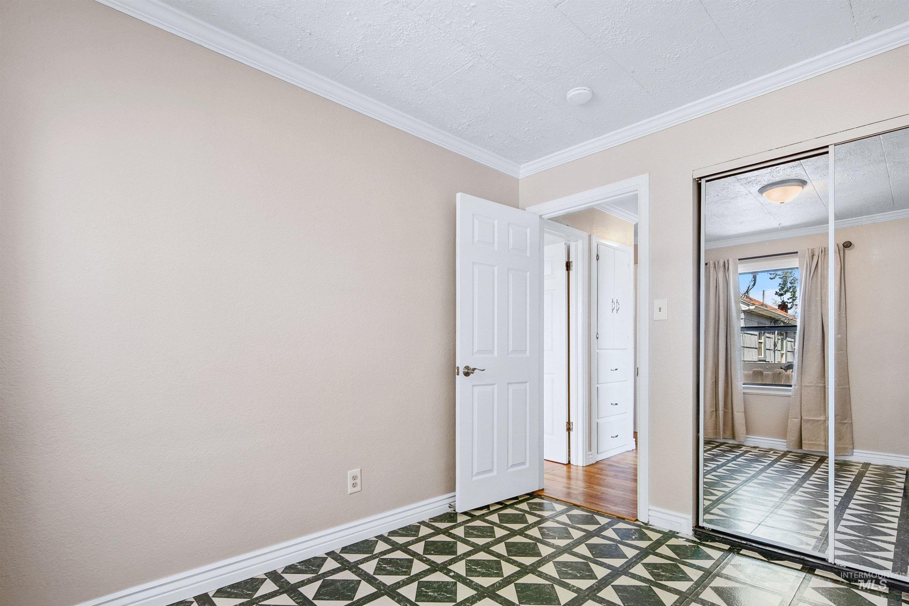 723 S Opal Street, Boise, Idaho 83705, 4 Bedrooms, 2 Bathrooms, Residential For Sale, Price $599,900, 98986180