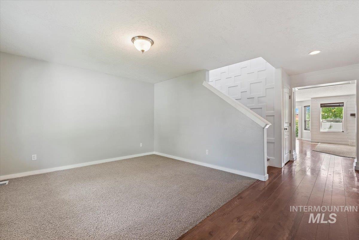 11325 W Cumberland River Drive, Nampa, Idaho 83686, 4 Bedrooms, 2.5 Bathrooms, Residential For Sale, Price $464,900,MLS 98986181