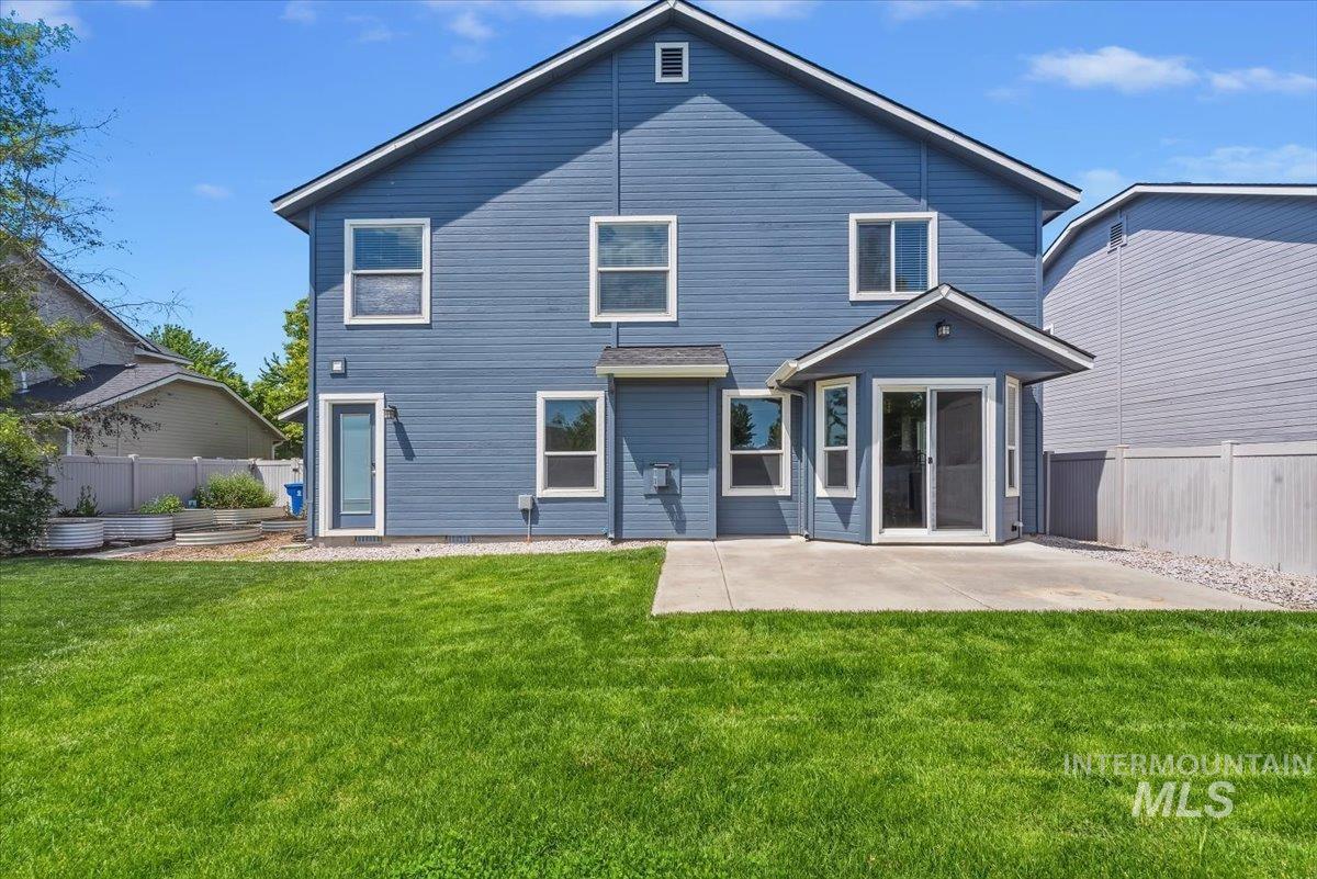 11325 W Cumberland River Drive, Nampa, Idaho 83686, 4 Bedrooms, 2.5 Bathrooms, Residential For Sale, Price $464,900,MLS 98986181