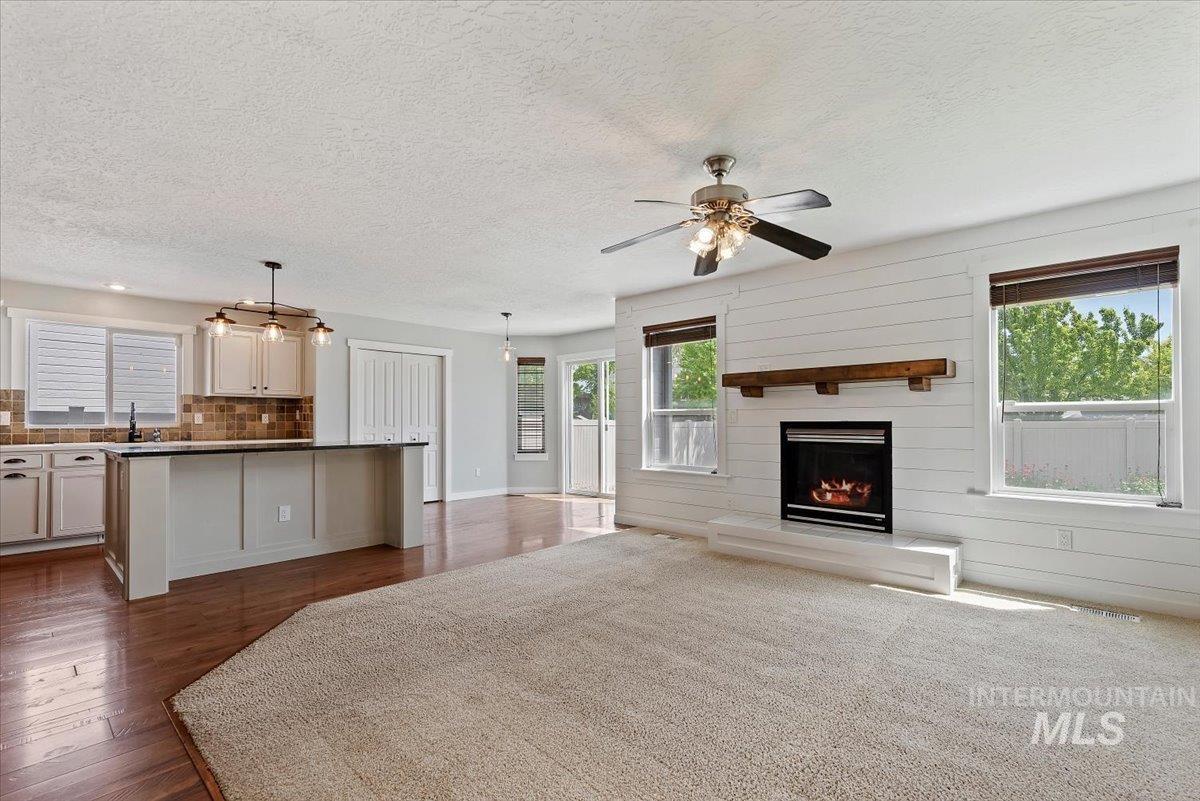11325 W Cumberland River Drive, Nampa, Idaho 83686, 4 Bedrooms, 2.5 Bathrooms, Residential For Sale, Price $464,900,MLS 98986181