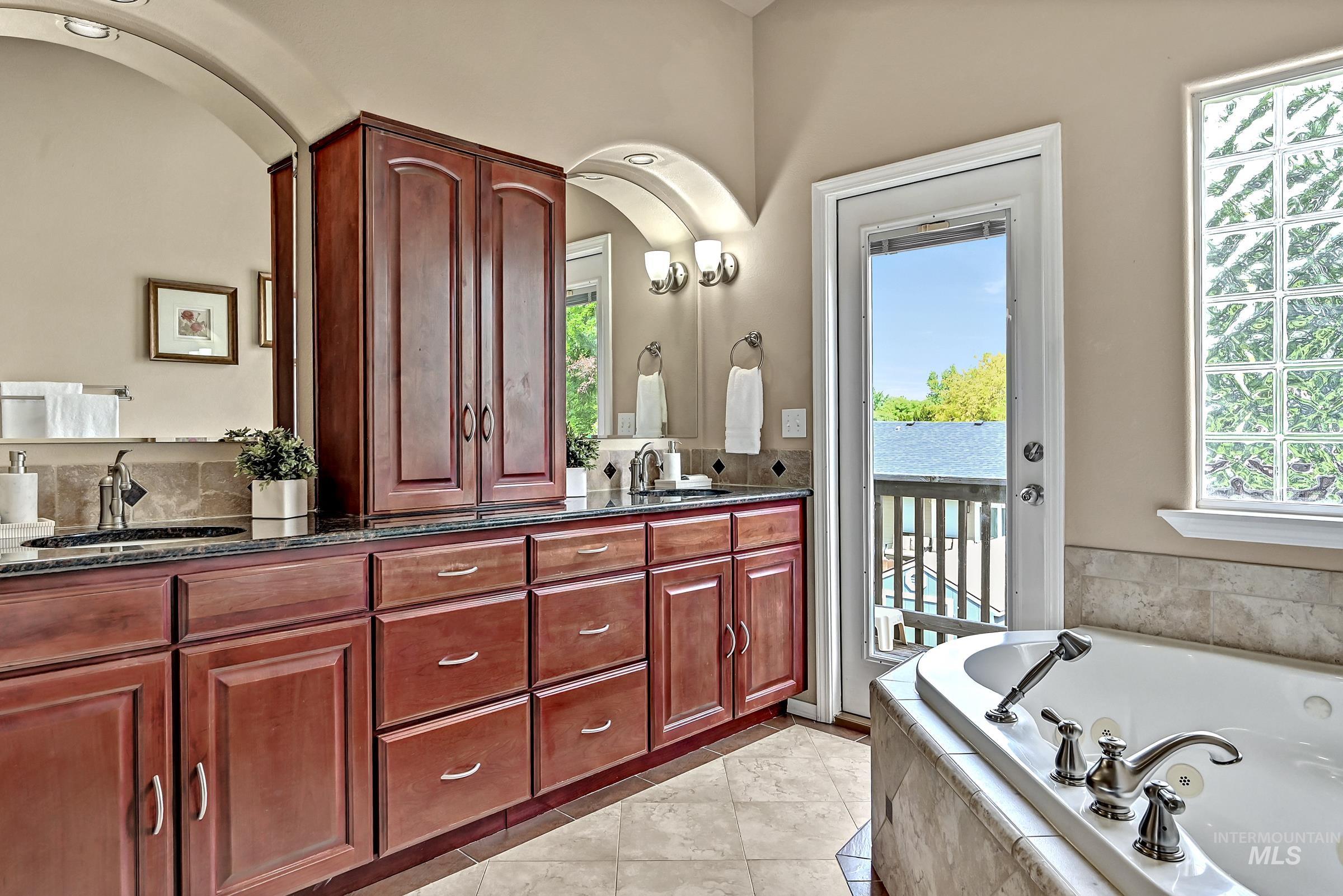 2688 W Forecast St, Meridian, Idaho 83642, 5 Bedrooms, 3.5 Bathrooms, Residential For Sale, Price $599,900, 98986182