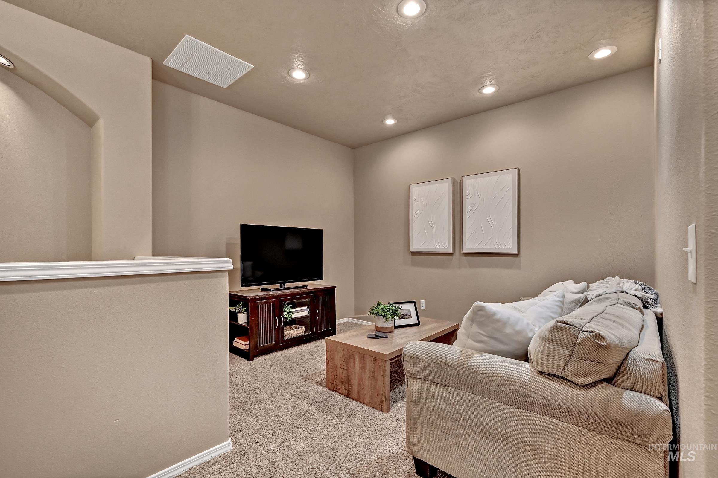 2688 W Forecast St, Meridian, Idaho 83642, 5 Bedrooms, 3.5 Bathrooms, Residential For Sale, Price $599,900, 98986182