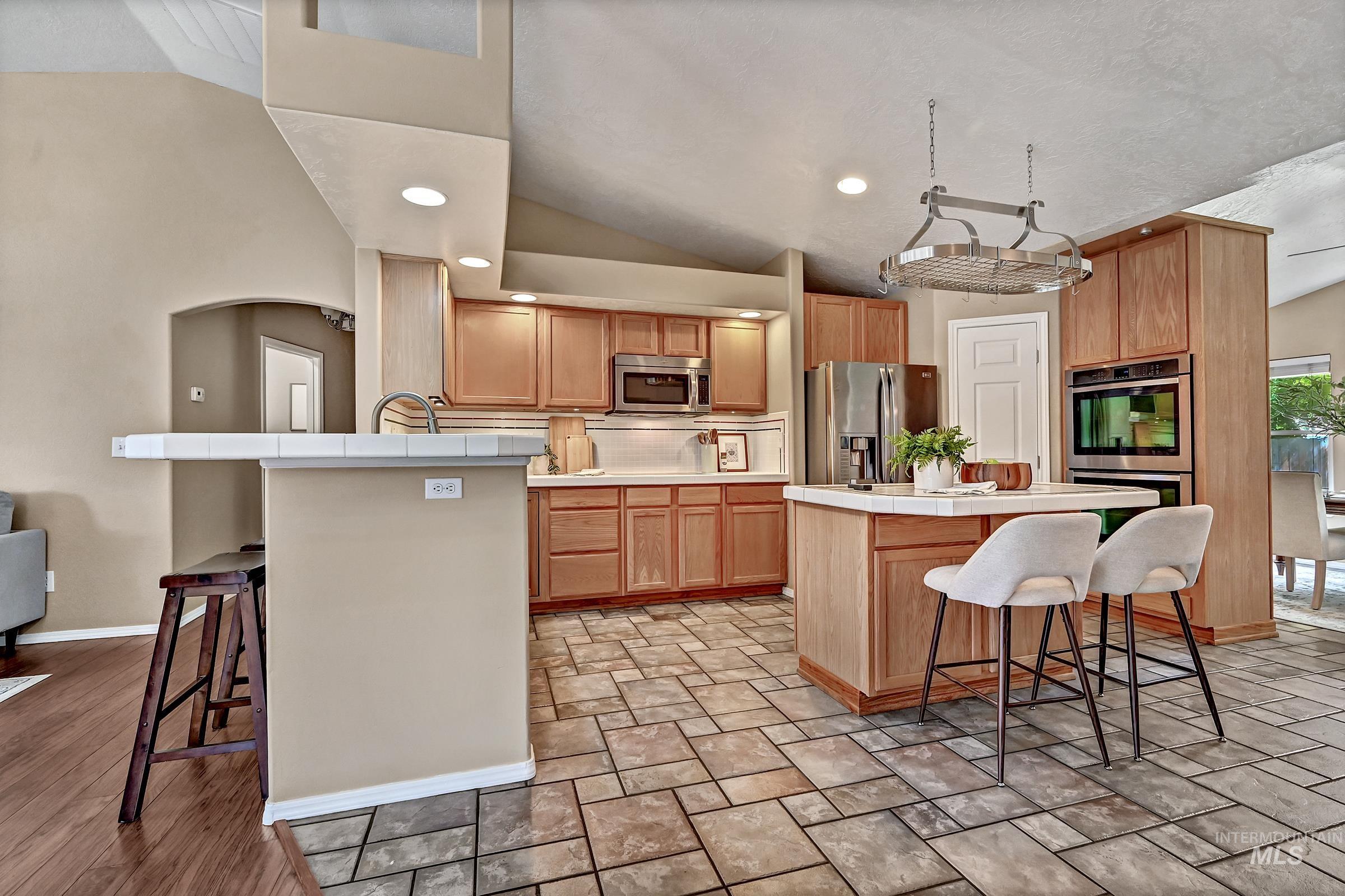 2688 W Forecast St, Meridian, Idaho 83642, 5 Bedrooms, 3.5 Bathrooms, Residential For Sale, Price $599,900, 98986182