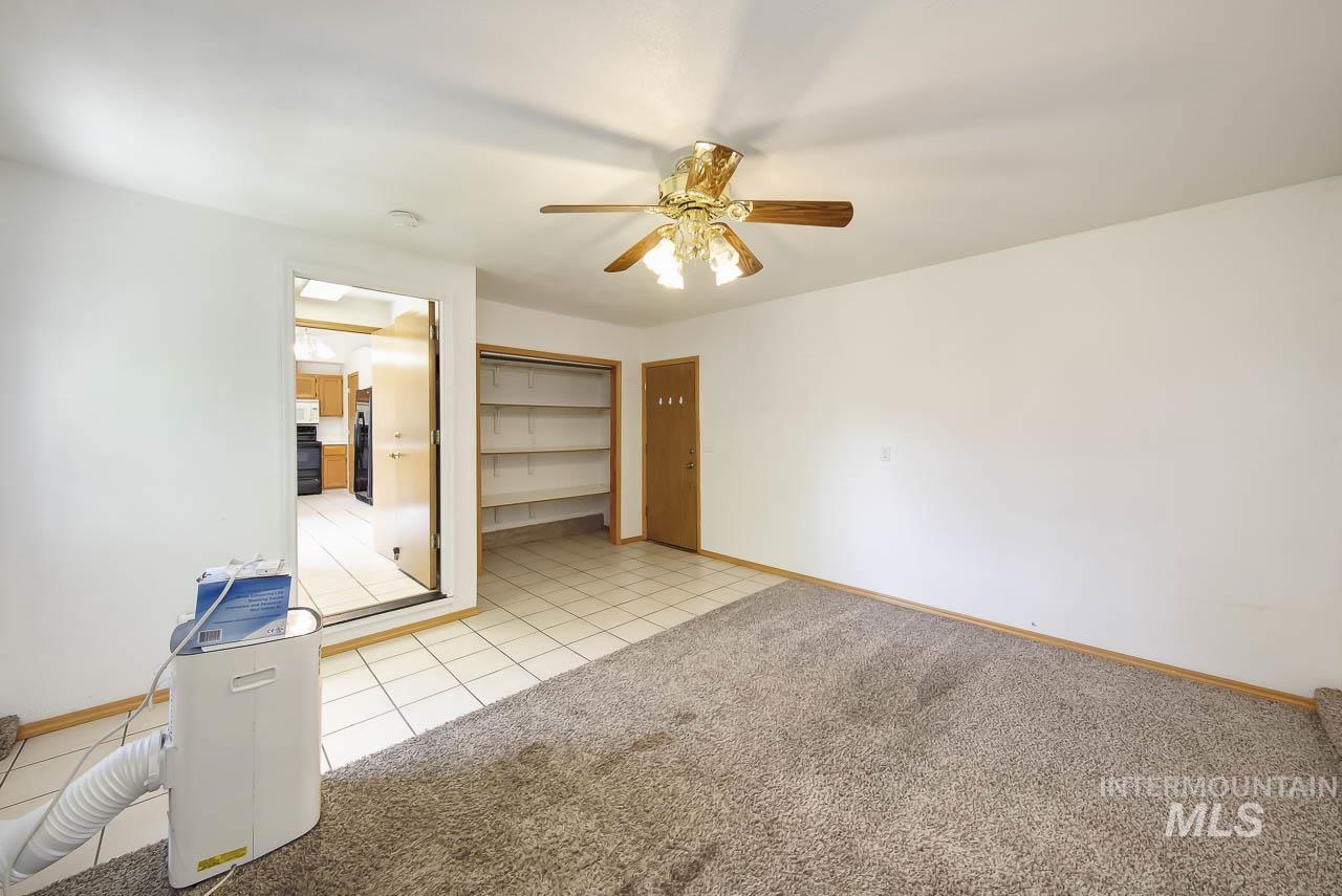 1465 E Buchman Ct, Meridian, Idaho 83642, 3 Bedrooms, 2 Bathrooms, Residential For Sale, Price $360,000,MLS 98986185