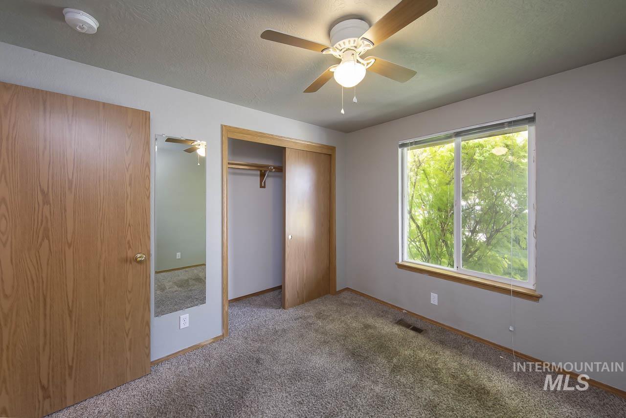 1465 E Buchman Ct, Meridian, Idaho 83642, 3 Bedrooms, 2 Bathrooms, Residential For Sale, Price $360,000,MLS 98986185