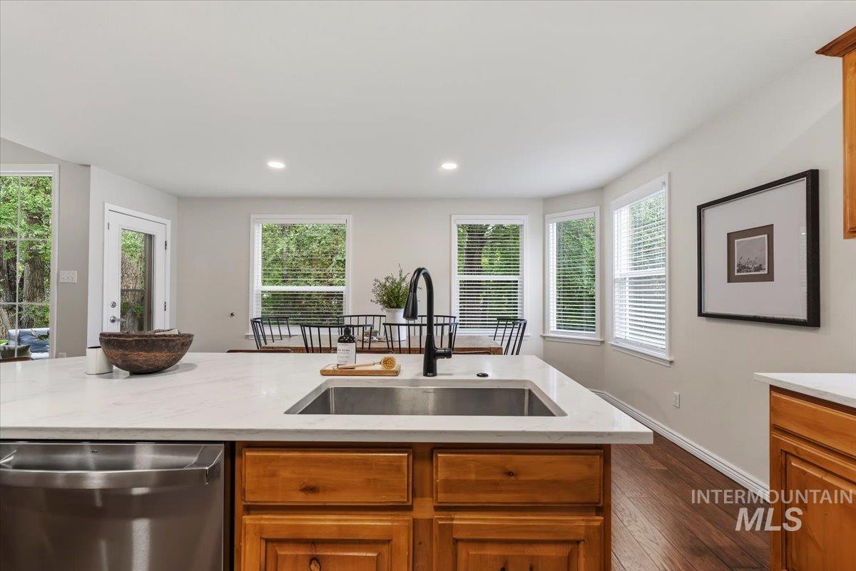 278 S Neskowin Way, Eagle, Idaho 83616, 3 Bedrooms, 2 Bathrooms, Residential For Sale, Price $495,000, 98986186