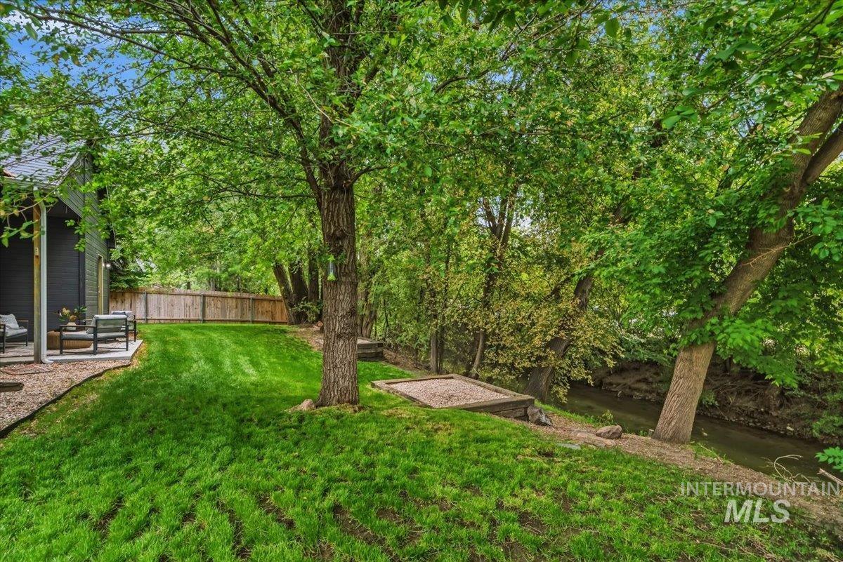278 S Neskowin Way, Eagle, Idaho 83616, 3 Bedrooms, 2 Bathrooms, Residential For Sale, Price $495,000, 98986186