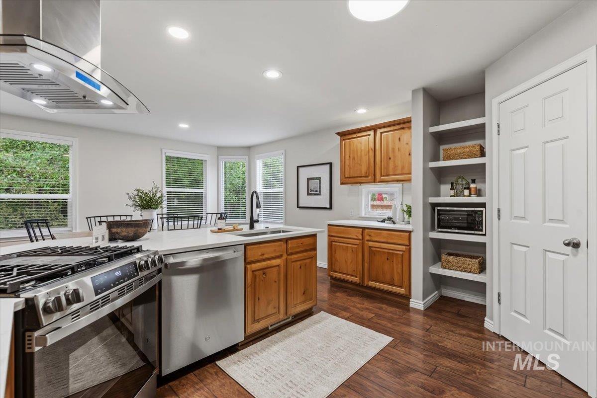 278 S Neskowin Way, Eagle, Idaho 83616, 3 Bedrooms, 2 Bathrooms, Residential For Sale, Price $495,000, 98986186