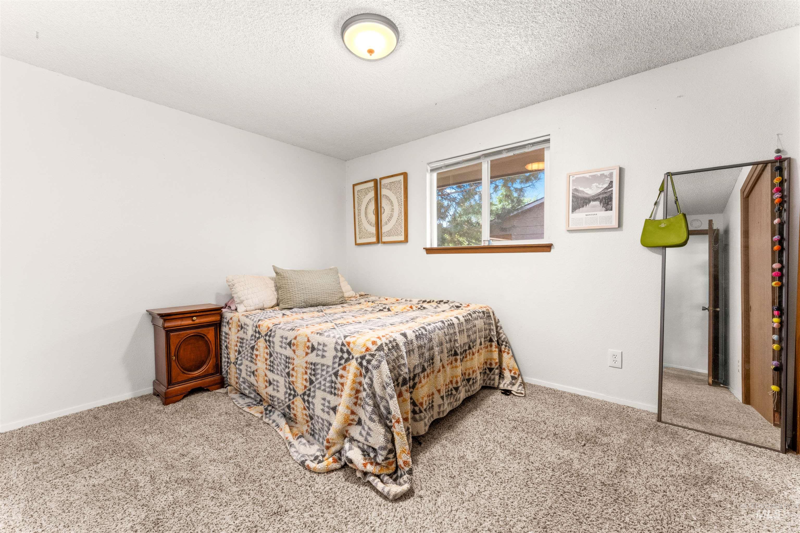 304 W Woodvine Ct, Boise, Idaho 83706, 3 Bedrooms, 1 Bathroom, Residential For Sale, Price $415,000,MLS 98986187
