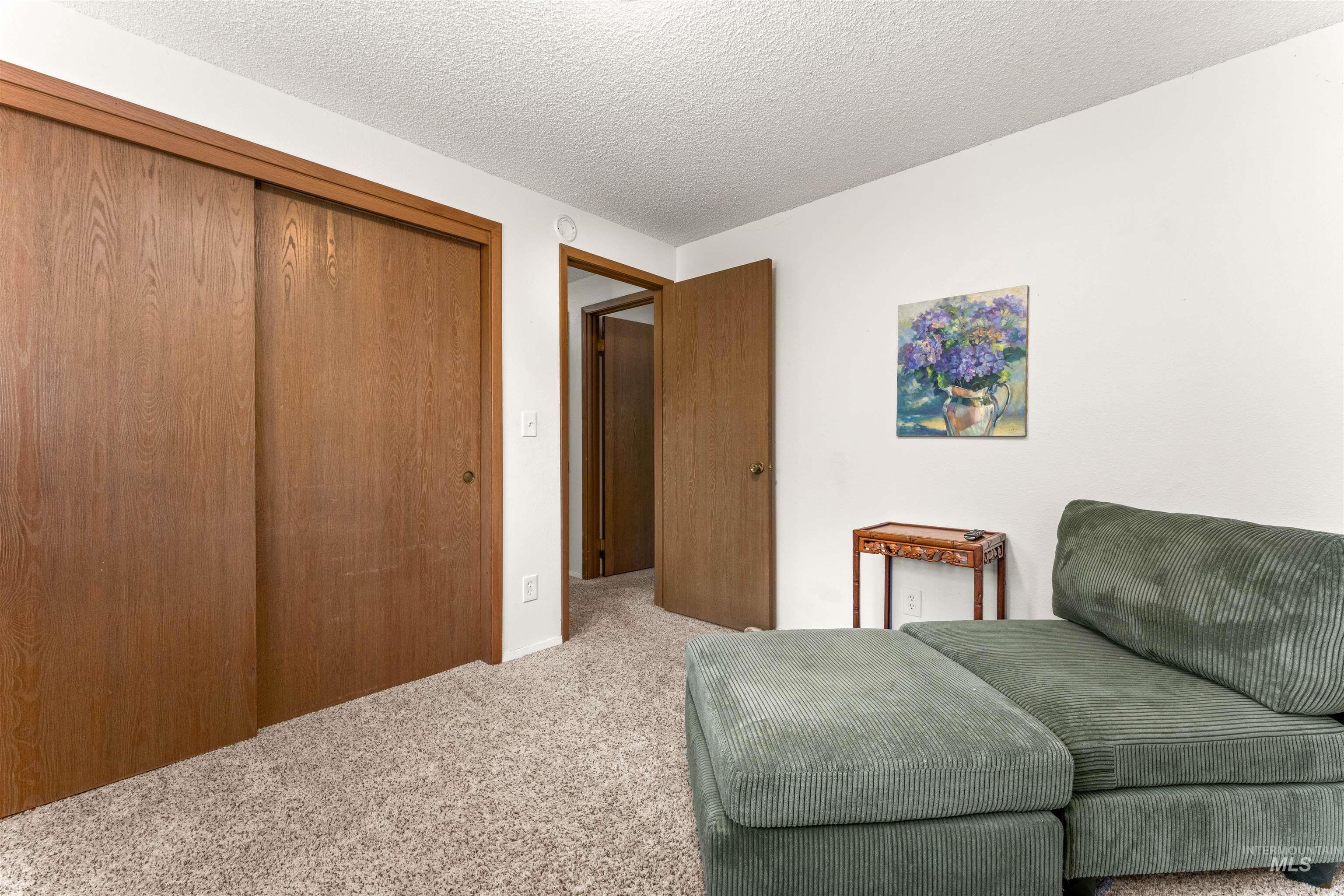 304 W Woodvine Ct, Boise, Idaho 83706, 3 Bedrooms, 1 Bathroom, Residential For Sale, Price $415,000,MLS 98986187