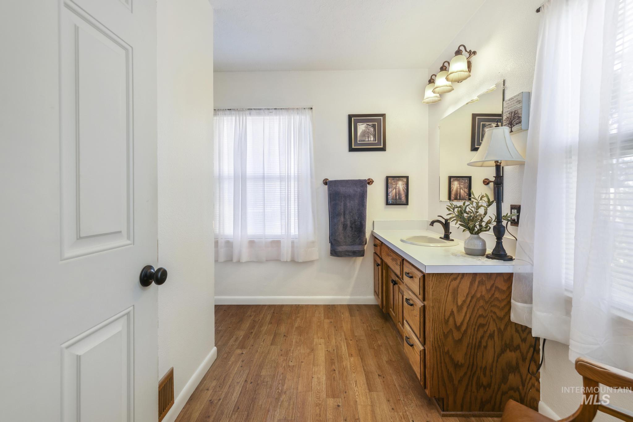 1213 Burley Ave, Buhl, Idaho 83316, 3 Bedrooms, 2 Bathrooms, Residential For Sale, Price $515,000,MLS 98986189