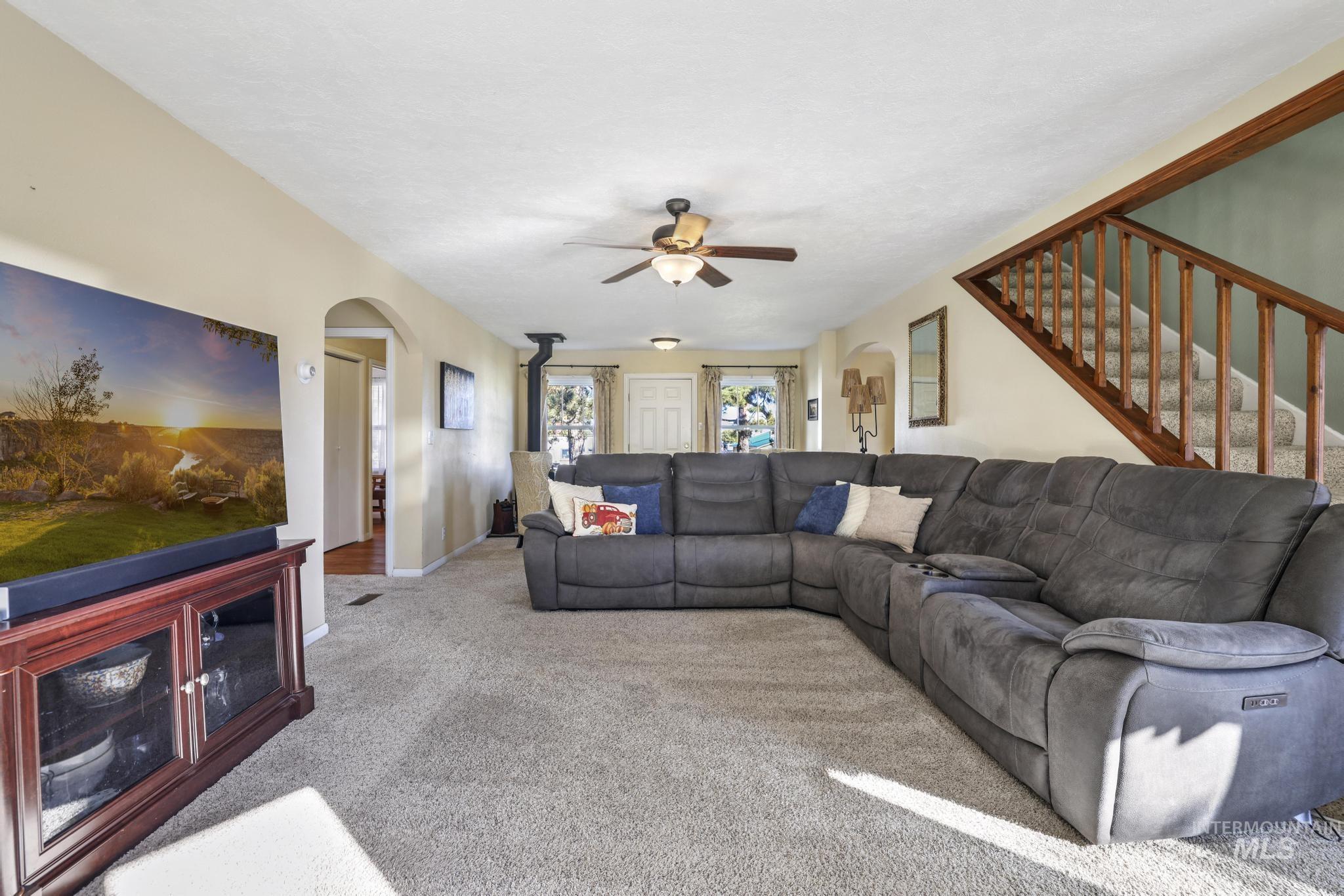 1213 Burley Ave, Buhl, Idaho 83316, 3 Bedrooms, 2 Bathrooms, Residential For Sale, Price $515,000,MLS 98986189