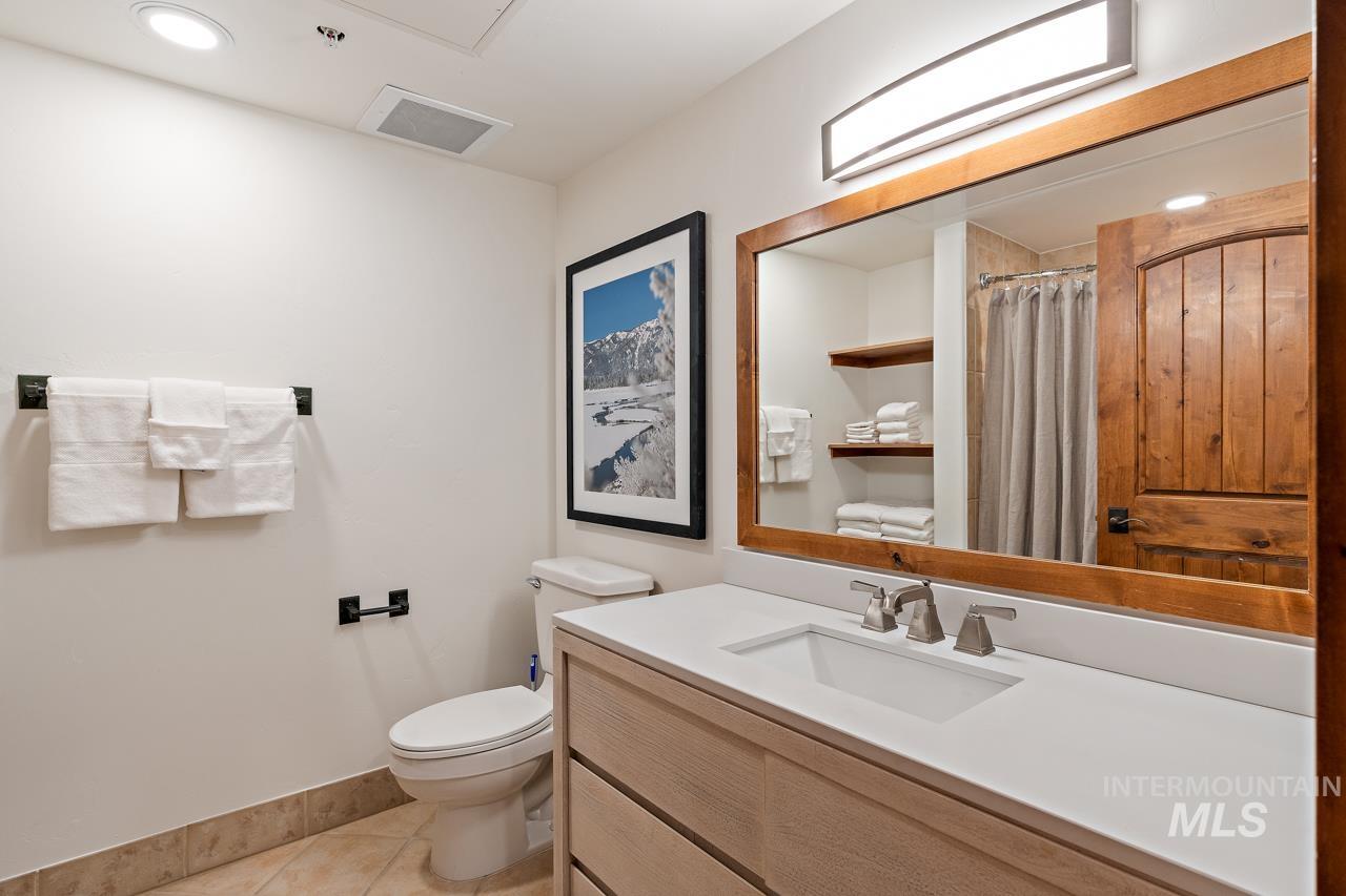 75 Arling Center, Donnelly, Idaho 83615, 1 Bathroom, Residential For Sale, Price $399,000,MLS 98986191