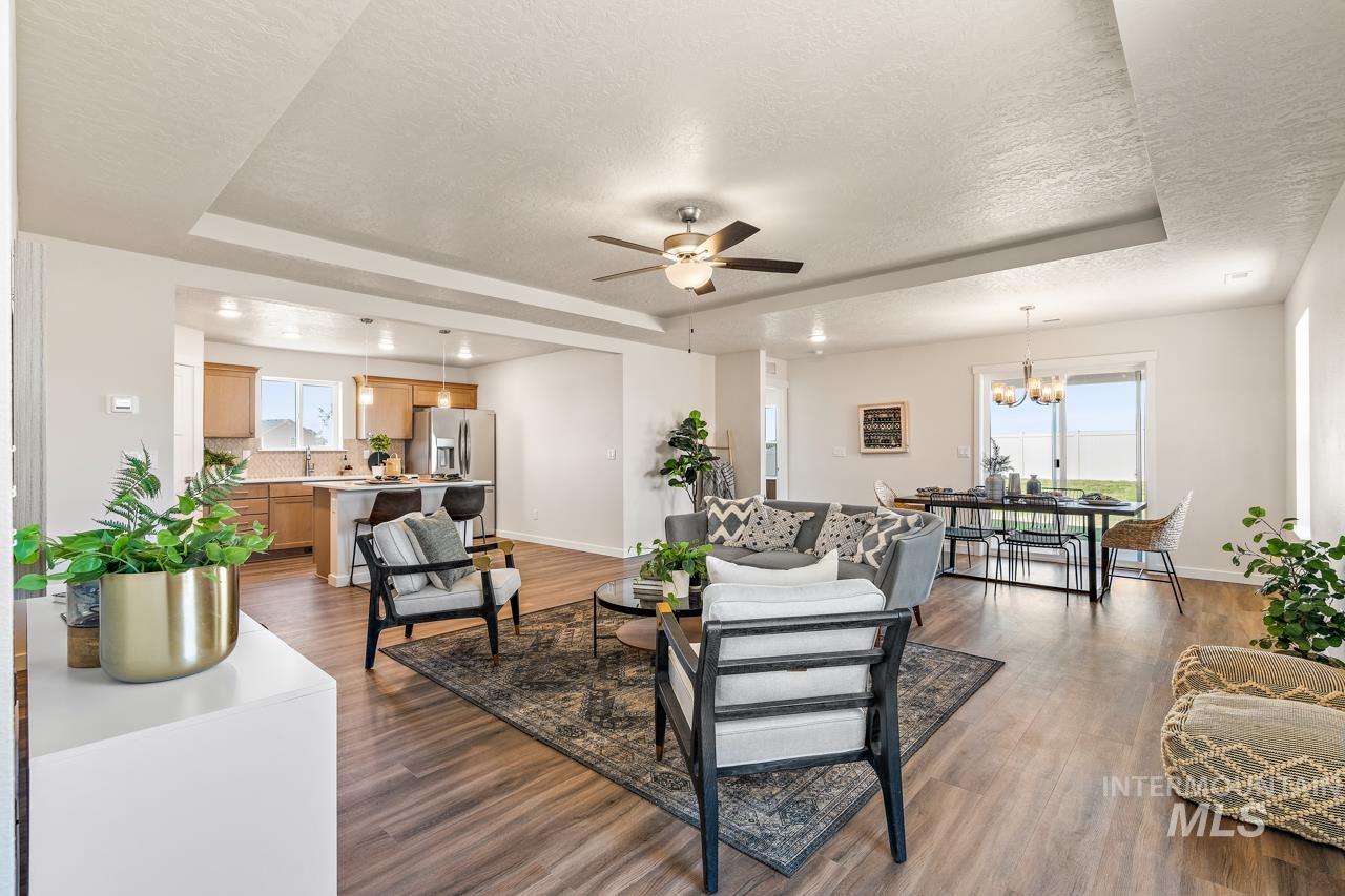 17581 Moon Ridge Pl, Nampa, Idaho 83687, 3 Bedrooms, 2 Bathrooms, Residential For Sale, Price $424,990,MLS 98986192