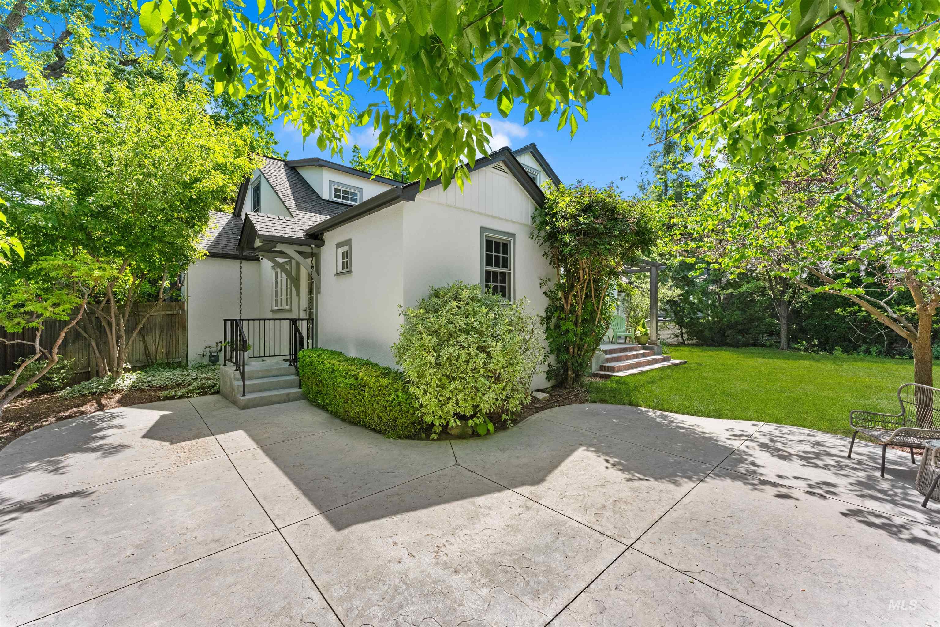 1221 N Harrison Blvd, Boise, Idaho 83702, 4 Bedrooms, 3 Bathrooms, Residential For Sale, Price $1,725,000, 98986193