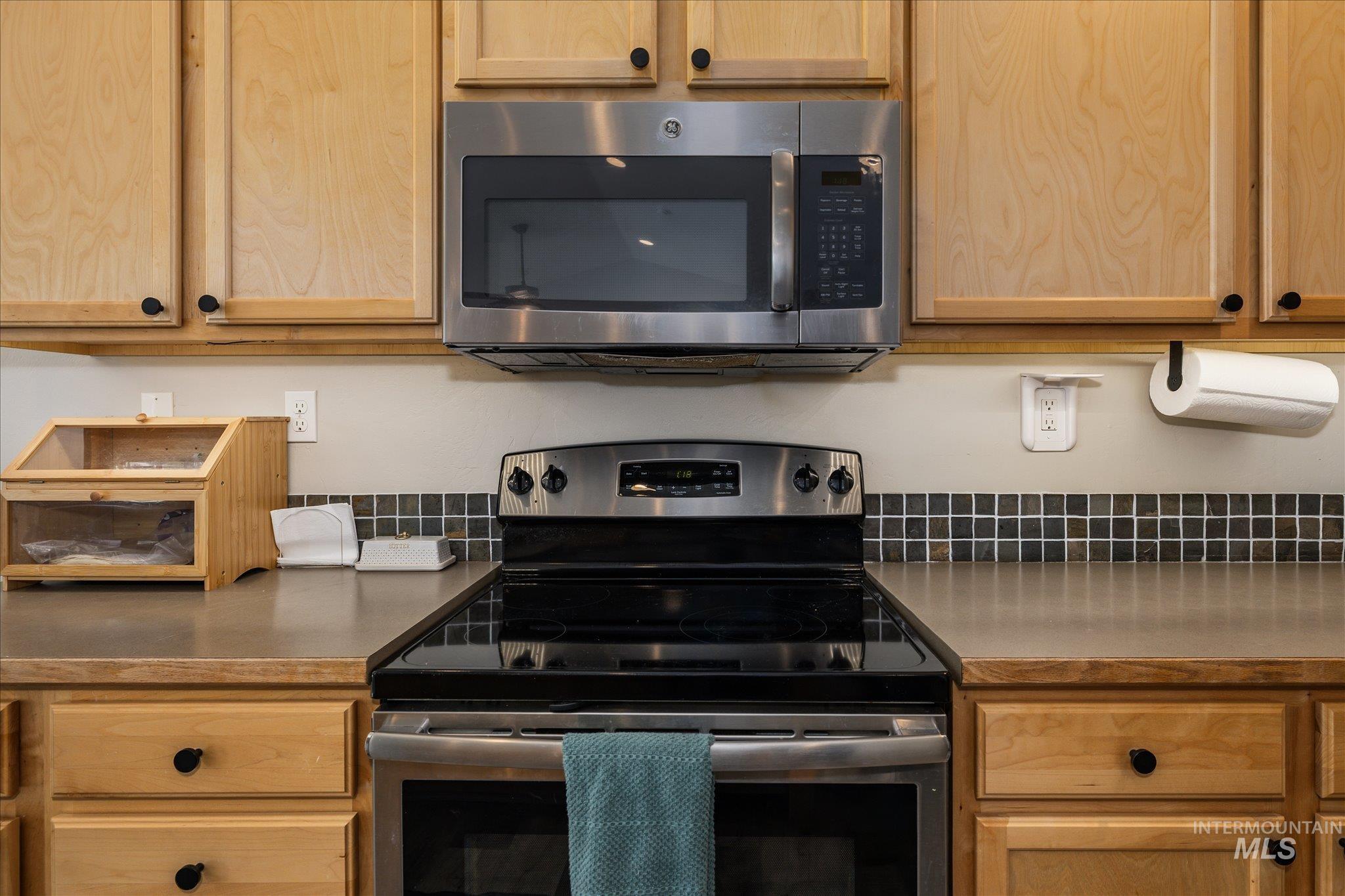 1305 W Tacola St., Nampa, Idaho 83651, 3 Bedrooms, 2 Bathrooms, Residential For Sale, Price $369,000, 98986196