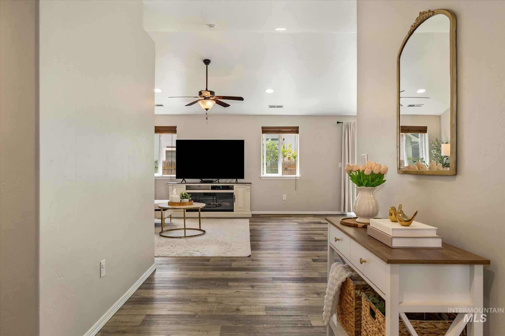 1305 W Tacola St., Nampa, Idaho 83651, 3 Bedrooms, 2 Bathrooms, Residential For Sale, Price $369,000, 98986196