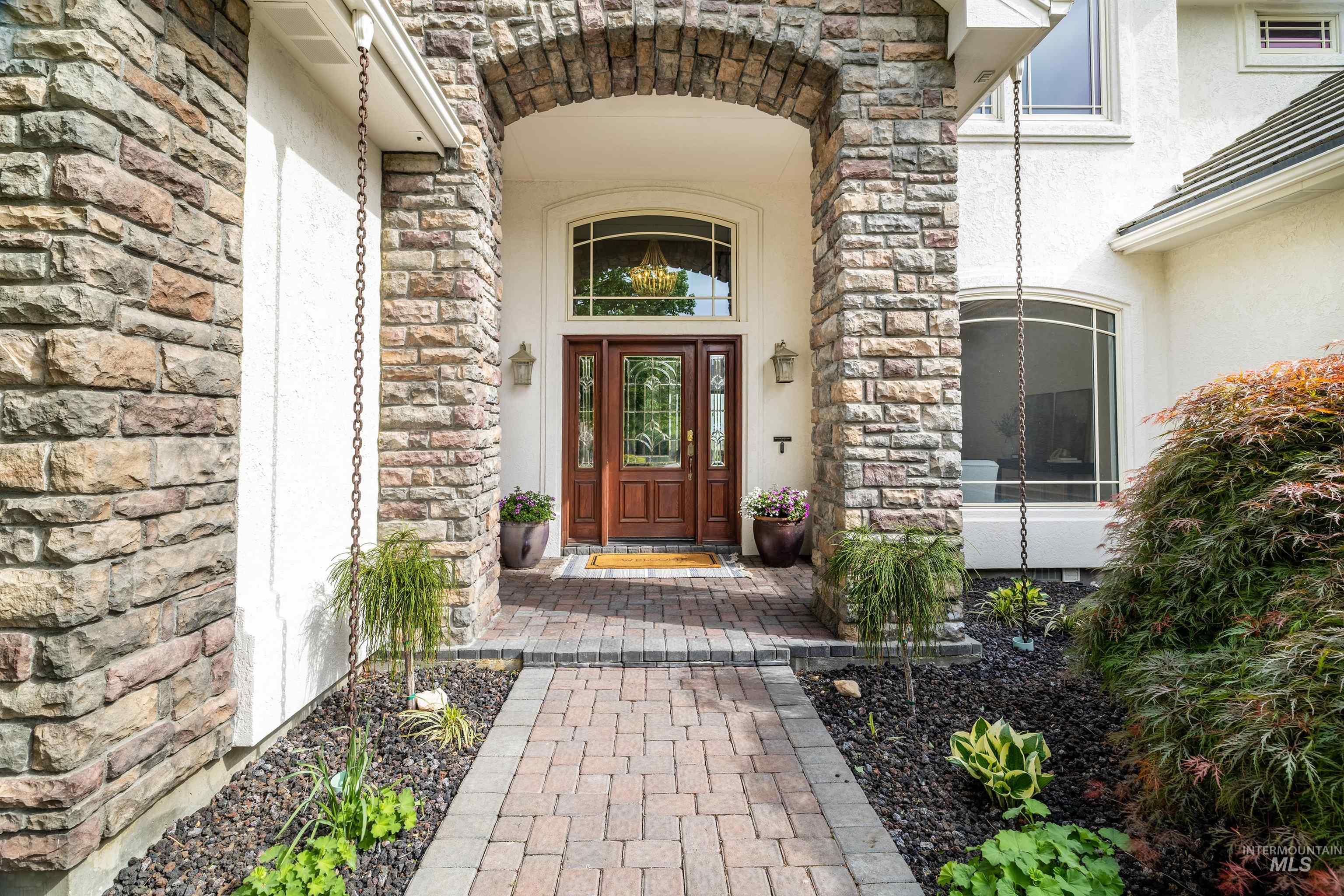 3757 W Quail Hollow Ct, Boise, Idaho 83703-3869, 4 Bedrooms, 3.5 Bathrooms, Residential For Sale, Price $1,359,900, 98986198