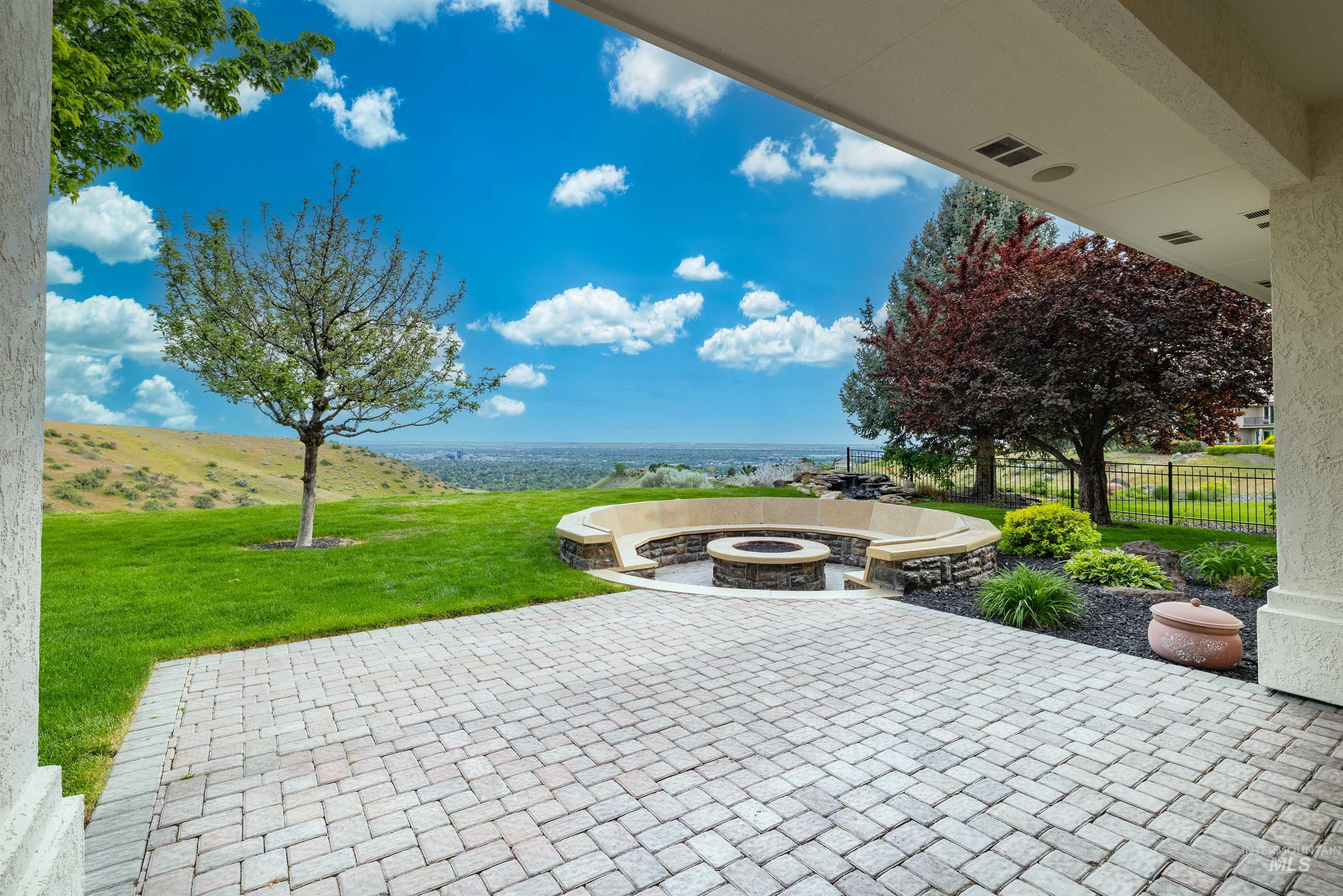 3757 W Quail Hollow Ct, Boise, Idaho 83703-3869, 4 Bedrooms, 3.5 Bathrooms, Residential For Sale, Price $1,359,900, 98986198