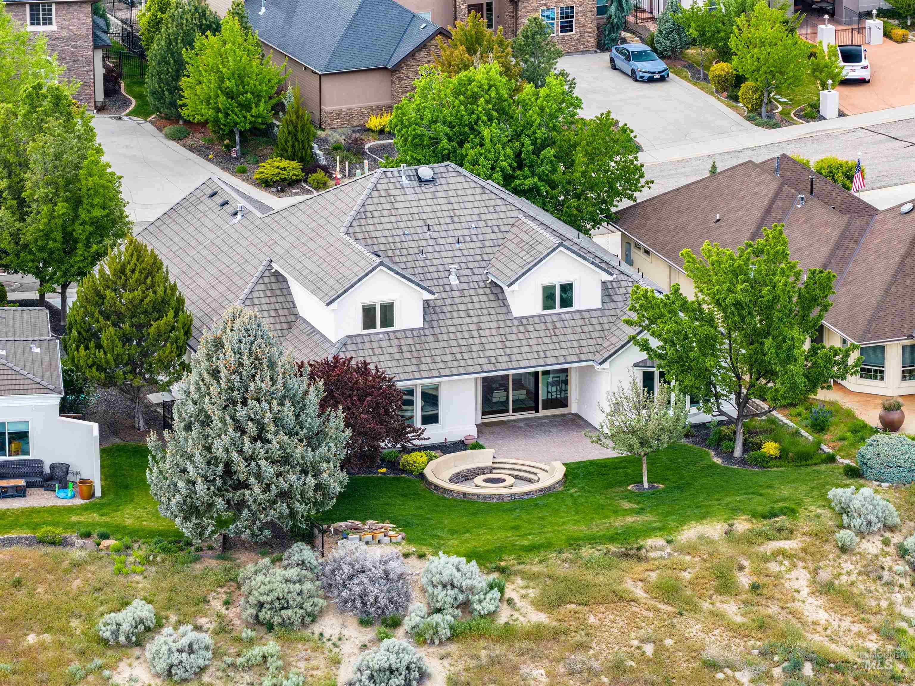 3757 W Quail Hollow Ct, Boise, Idaho 83703-3869, 4 Bedrooms, 3.5 Bathrooms, Residential For Sale, Price $1,359,900, 98986198